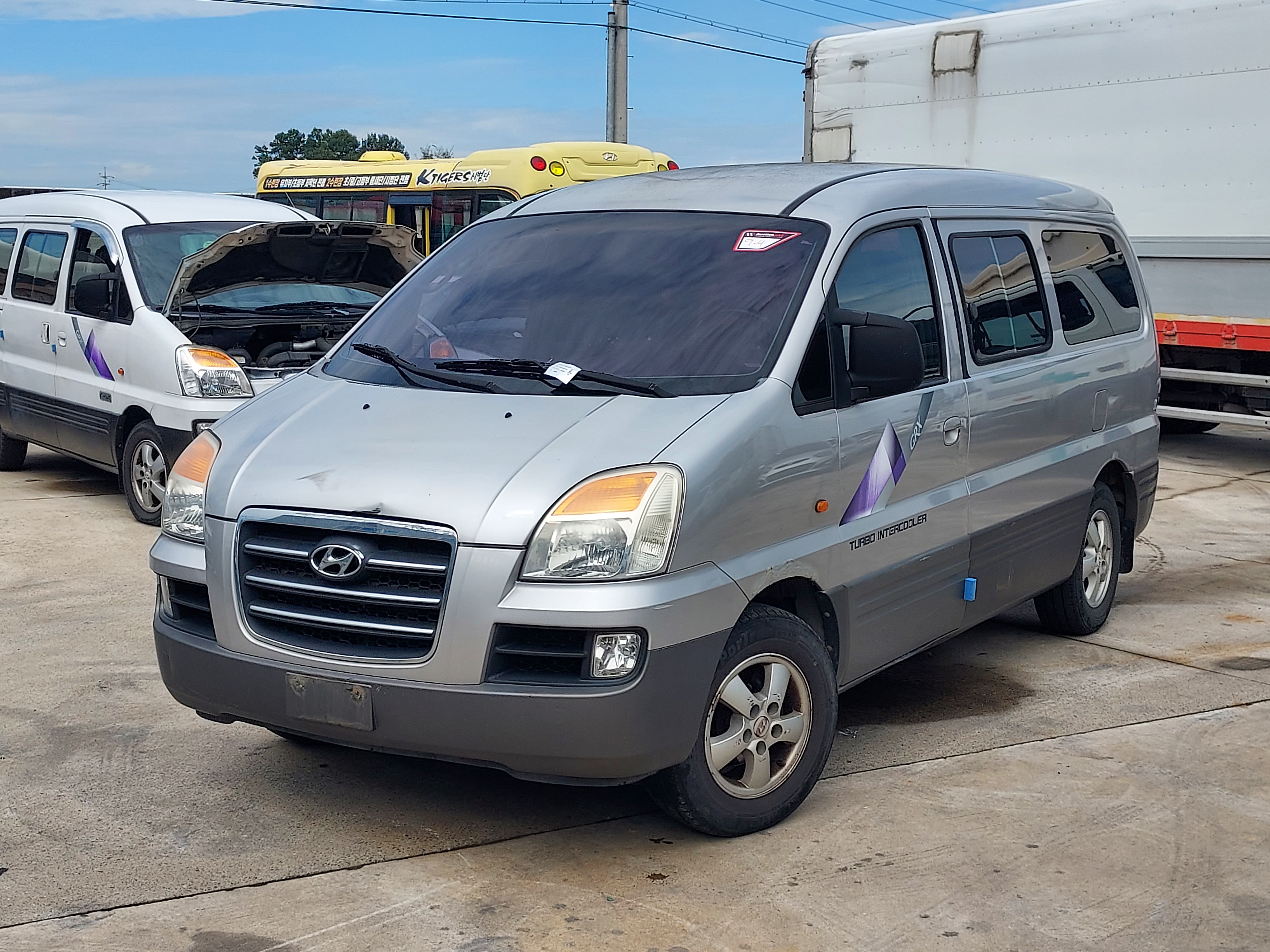 2006 Hyundai Starex