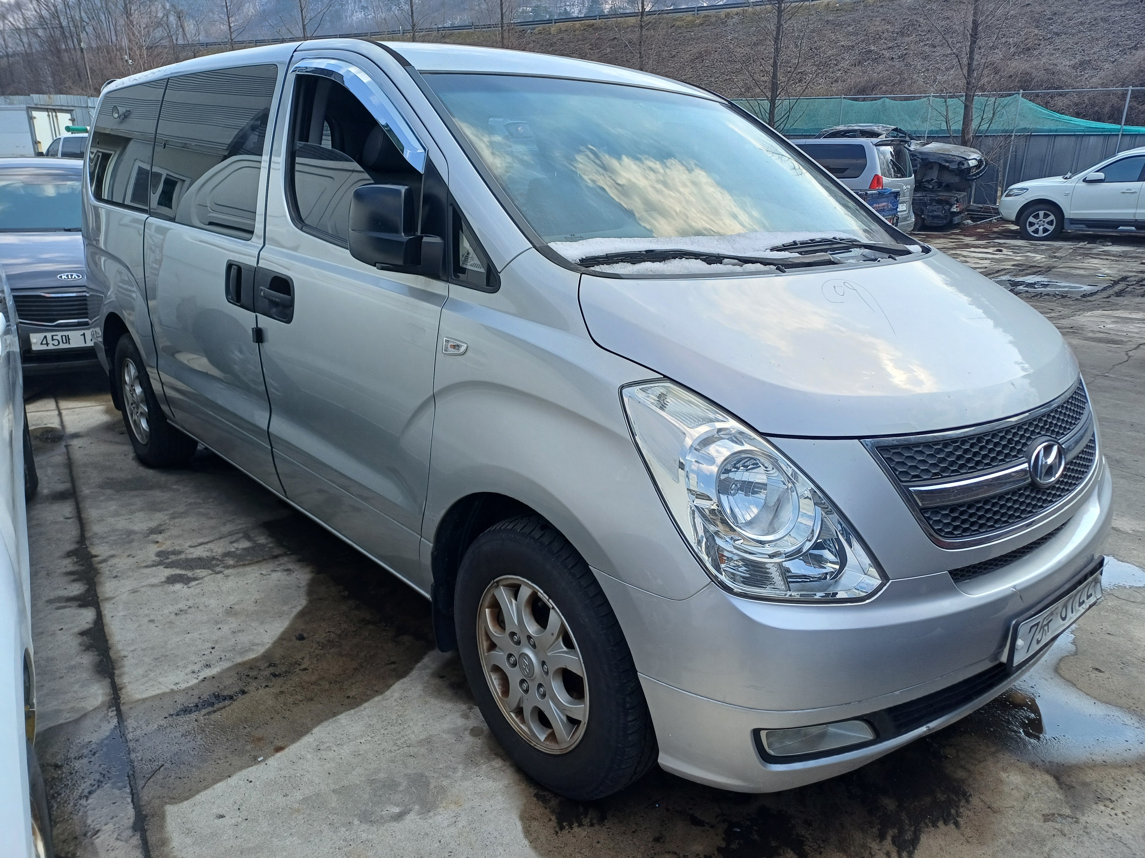 2010 Hyundai Grand Starex