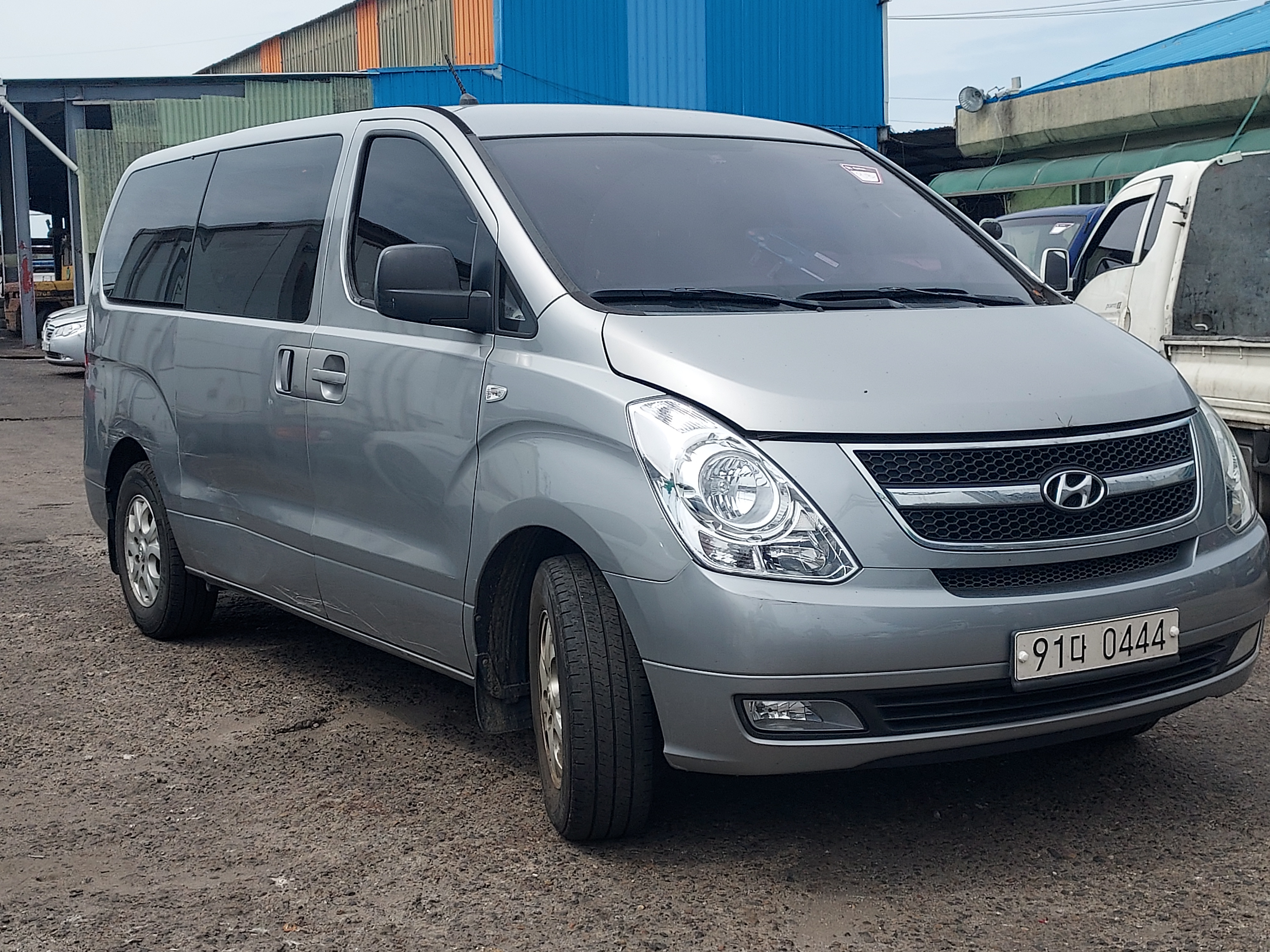 2015 Hyundai Grand Starex
