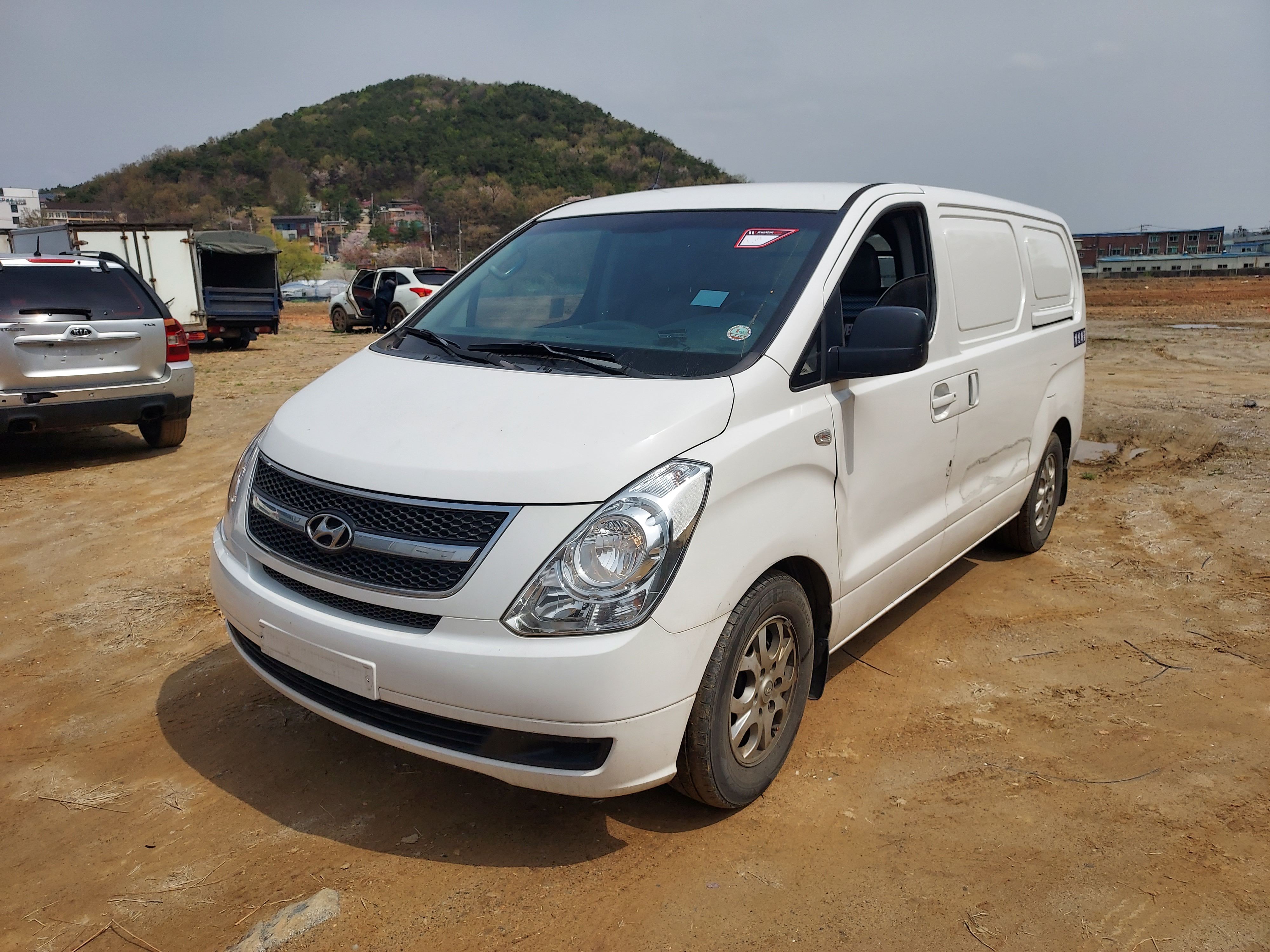 2015 Hyundai Grand Starex
