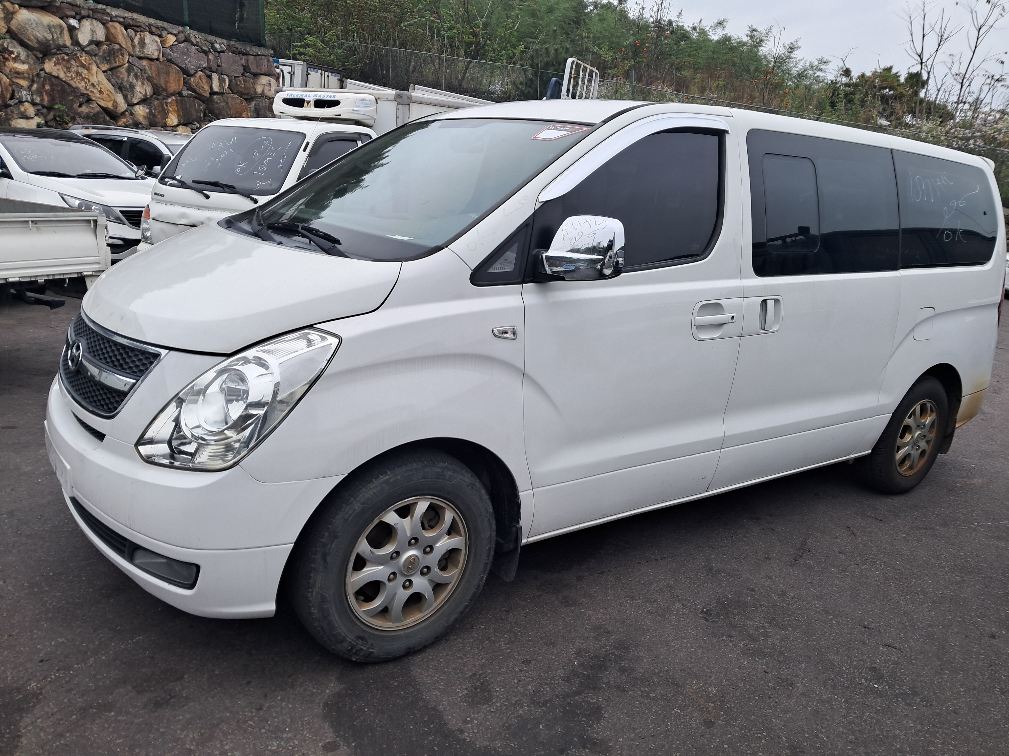 2012 Hyundai Grand Starex
