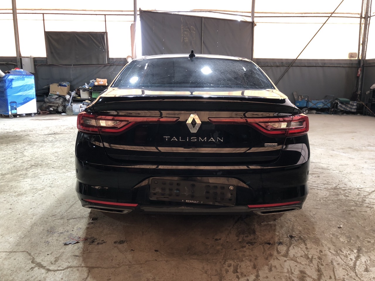 2016 Renault The New SM6