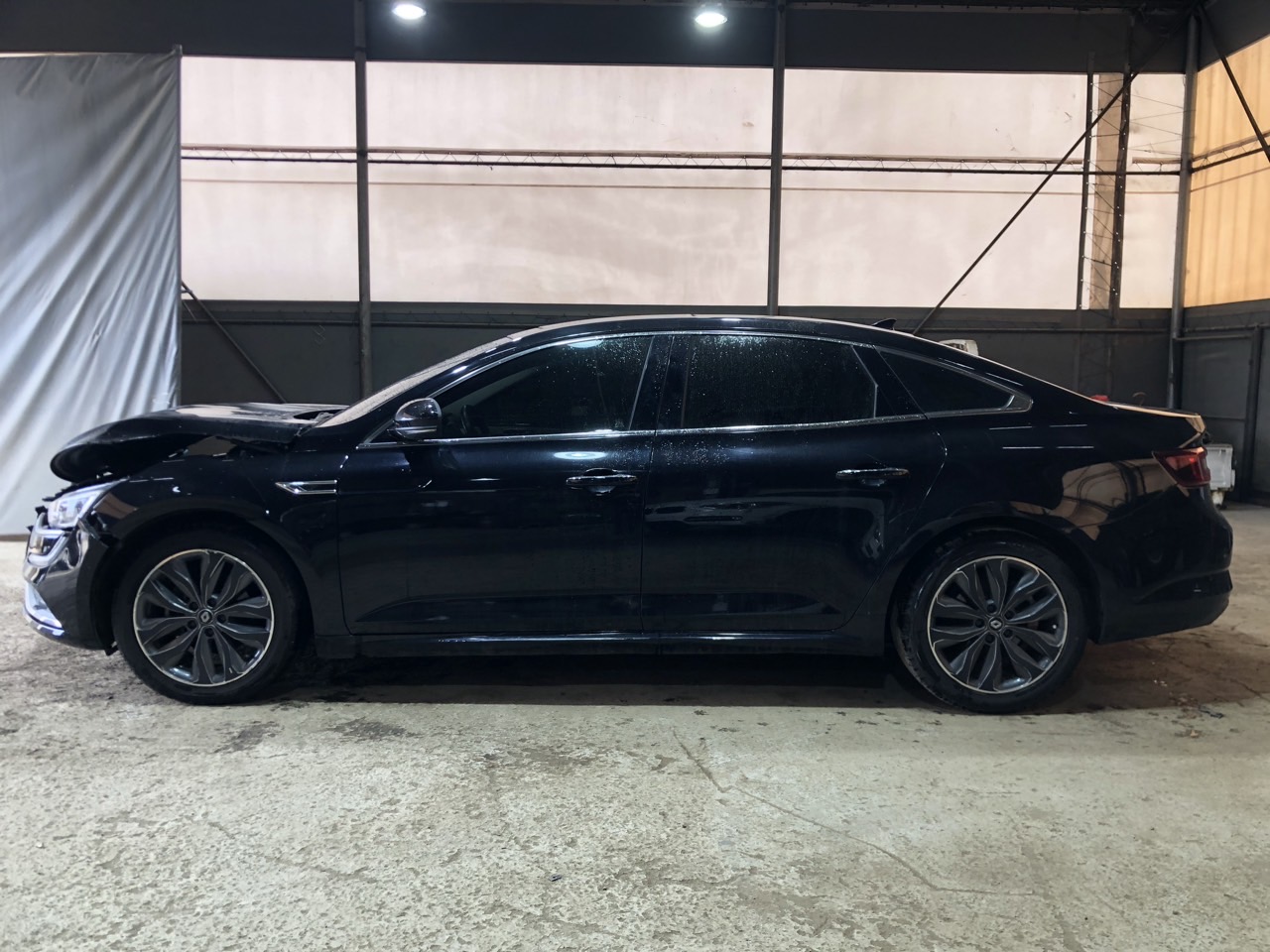2016 Renault The New SM6
