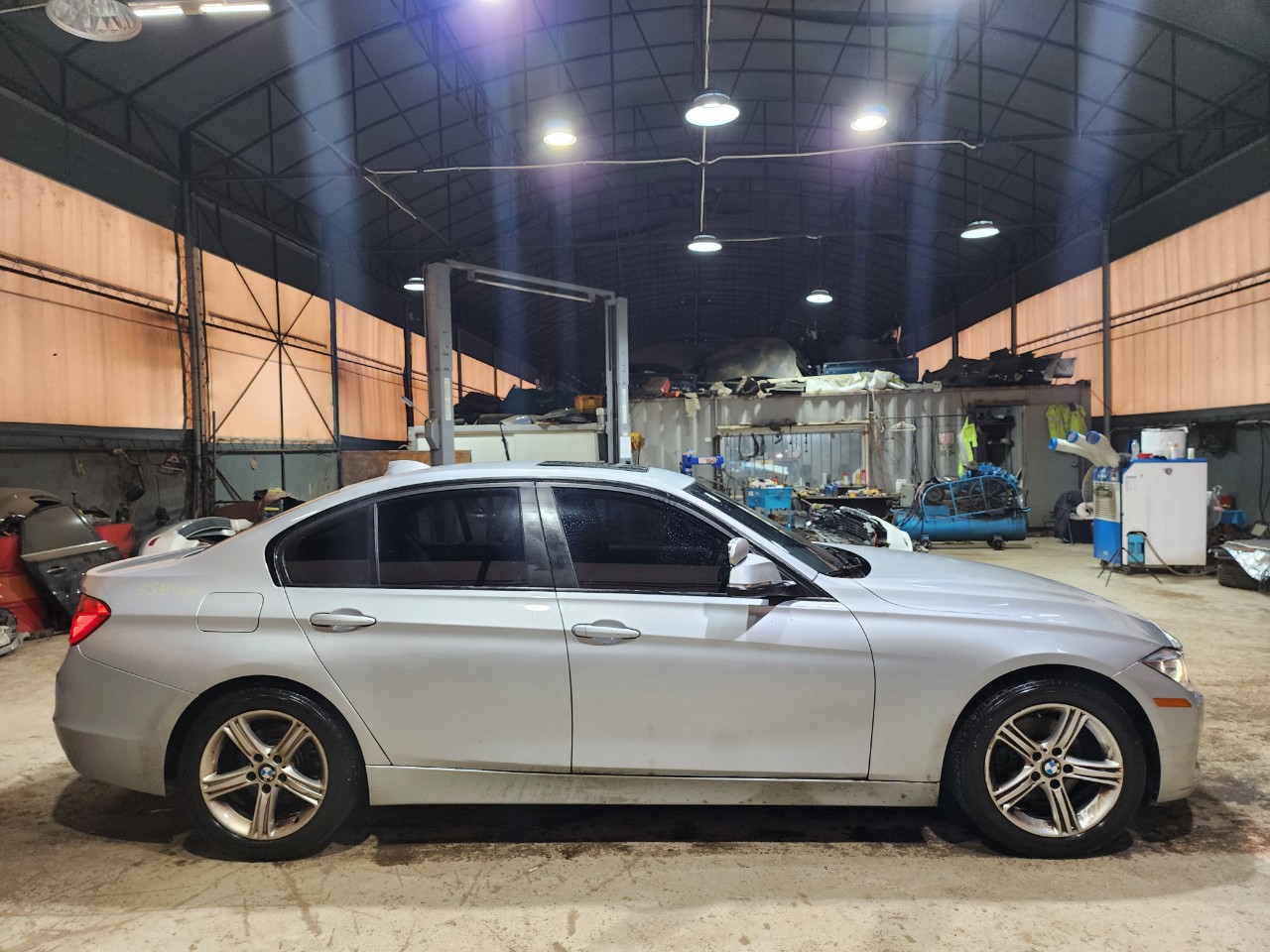 2014 BMW 3 Series (F30)
