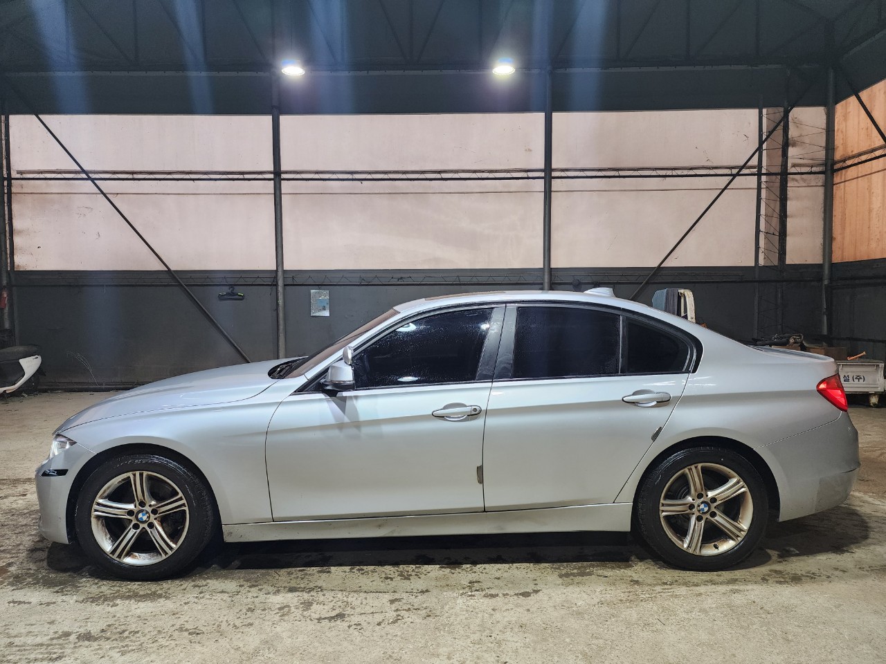 2014 BMW 3 Series (F30)