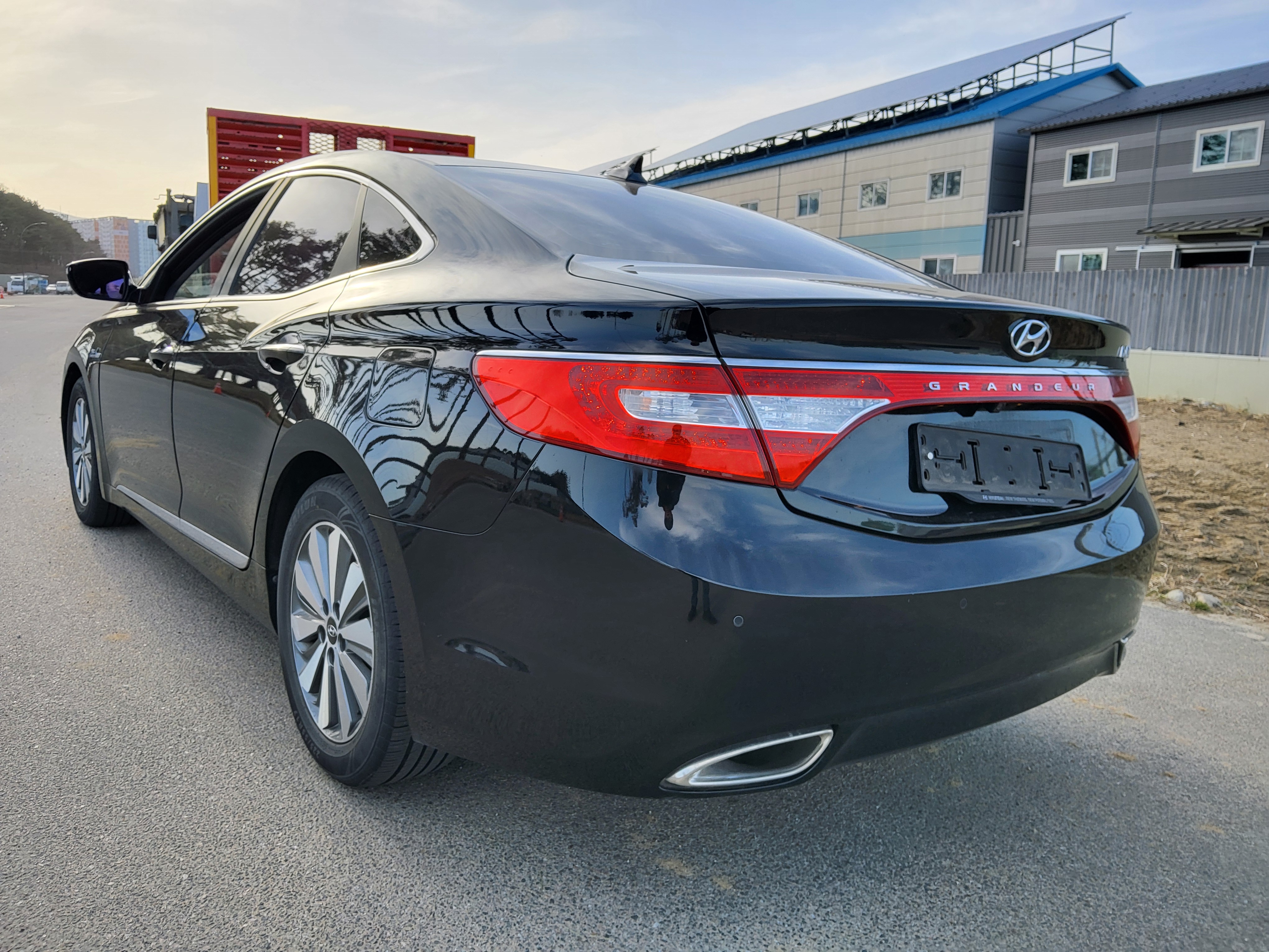 2015 Hyundai Grandeur HG