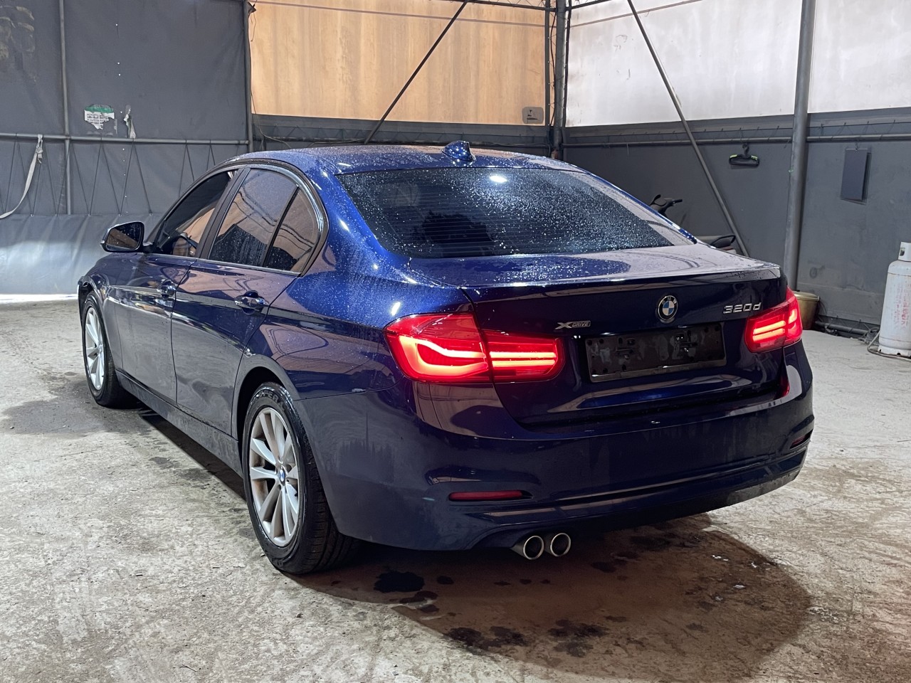 2016 BMW 3 Series (F30)