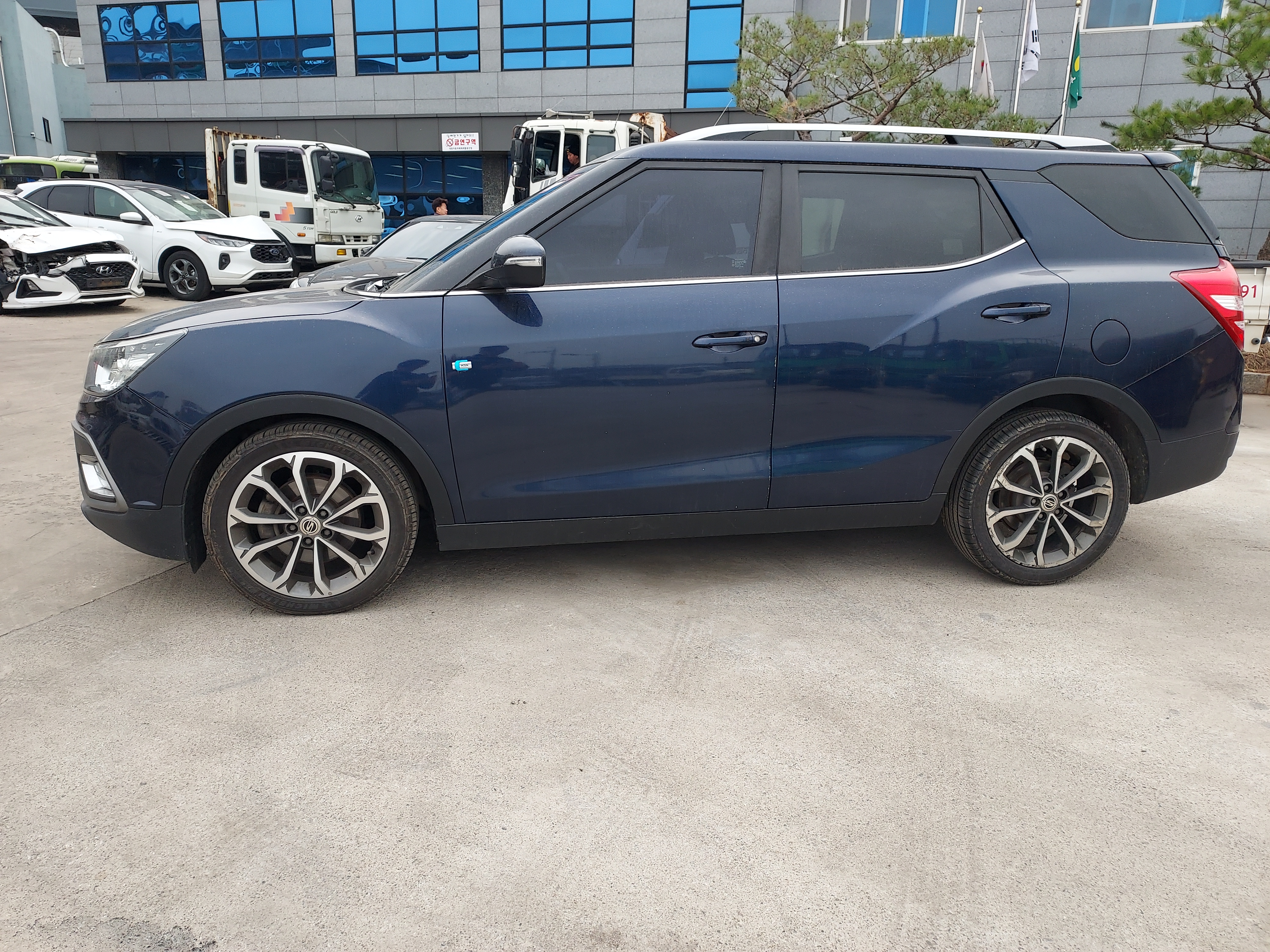 2017 KGM (Ssangyong) Tivoli Air