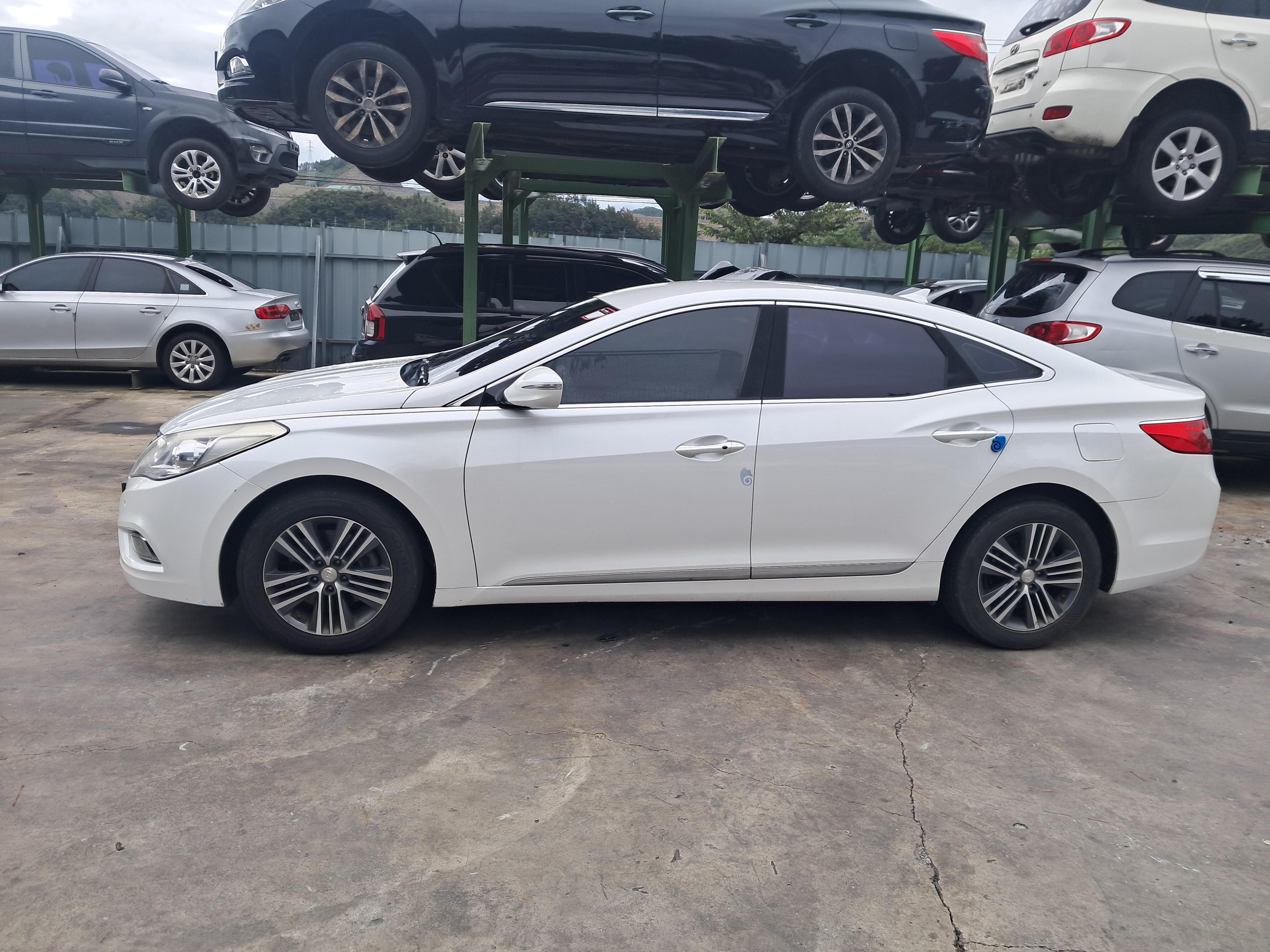 2014 Hyundai Grandeur HG