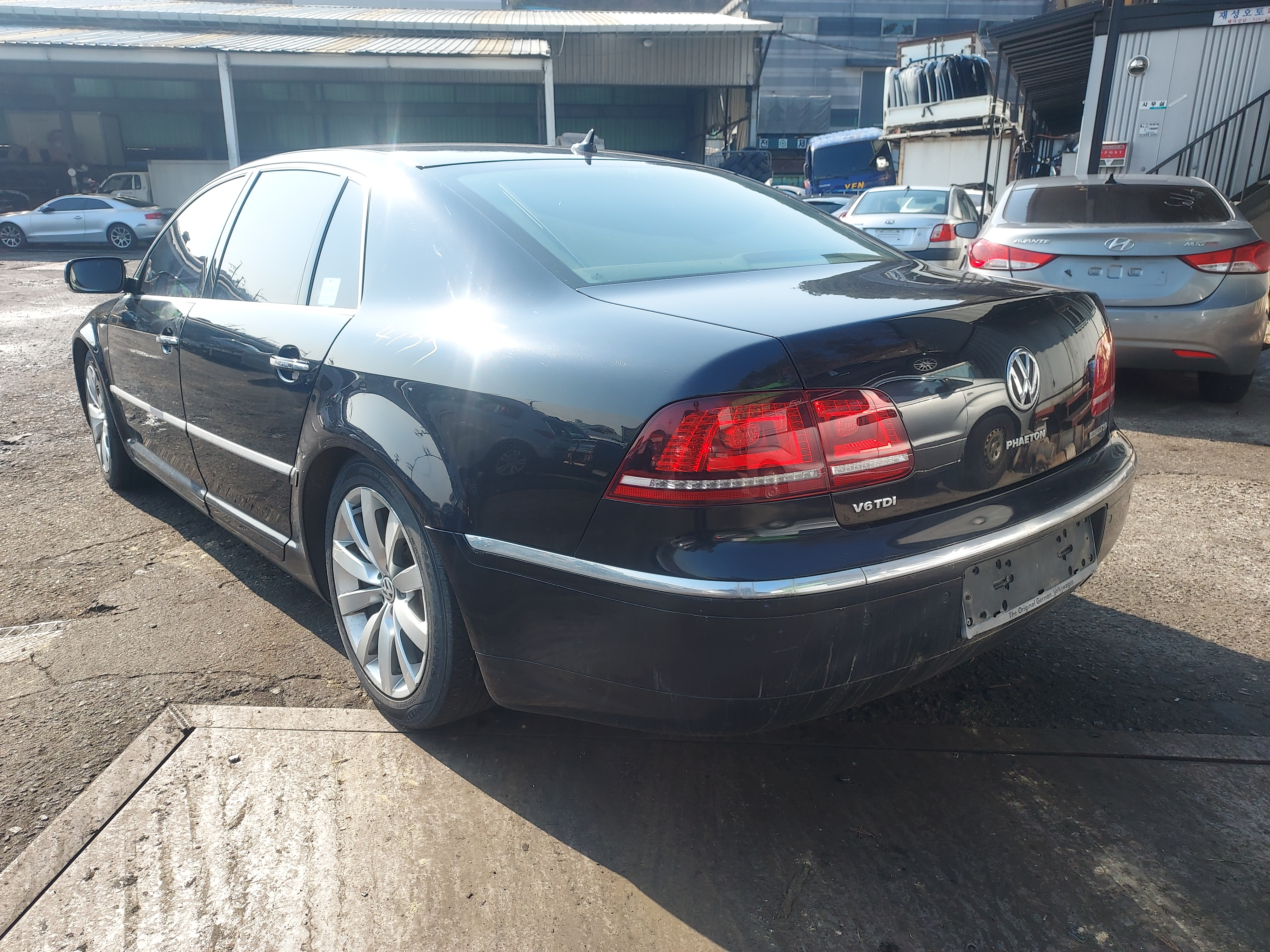 2013 Volkswagen Phaeton