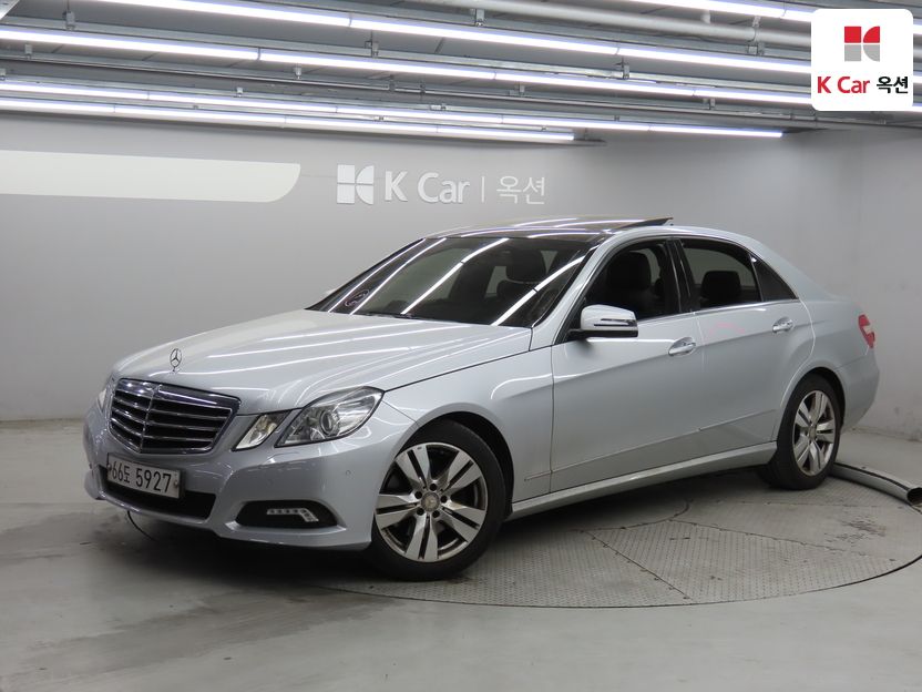 2010 Mercedes Benz E Class W212