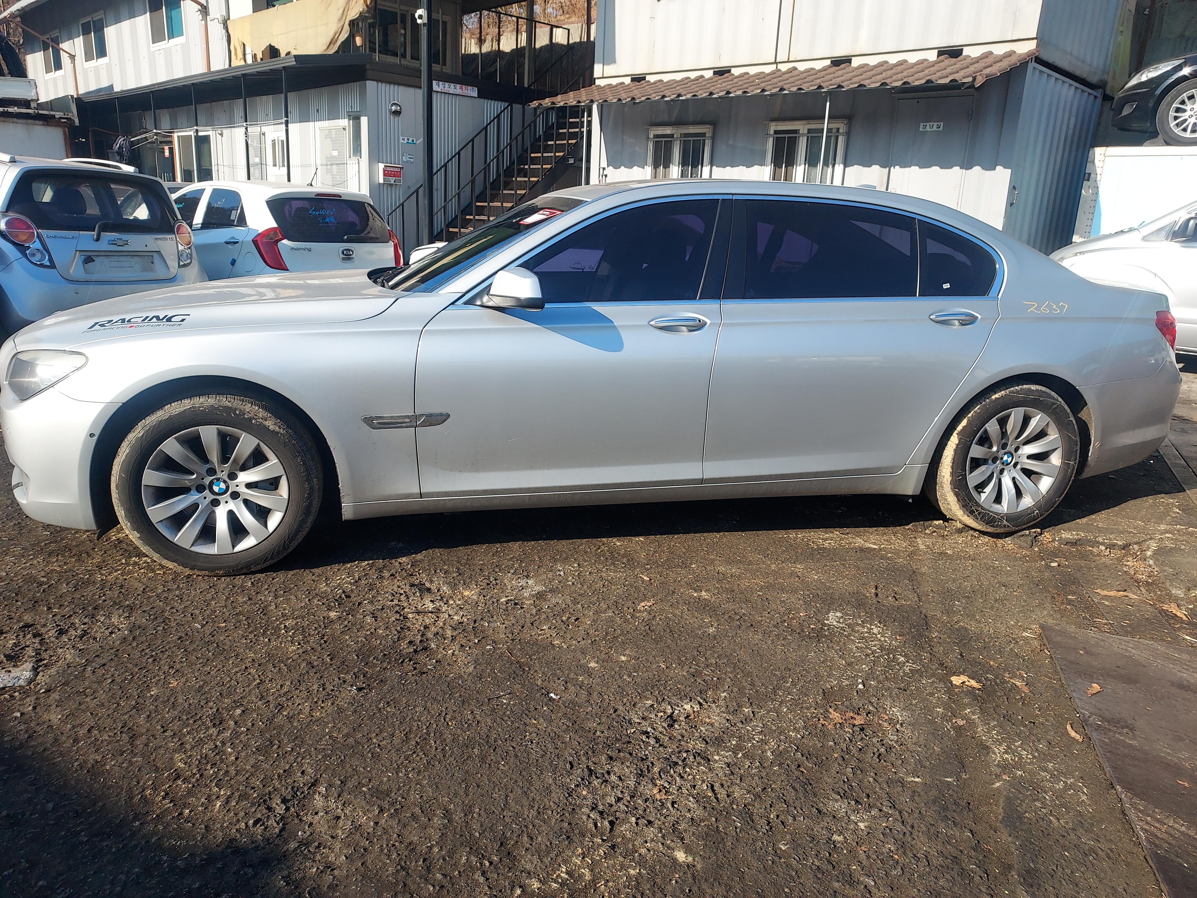 2010 BMW 7 Series (F01)