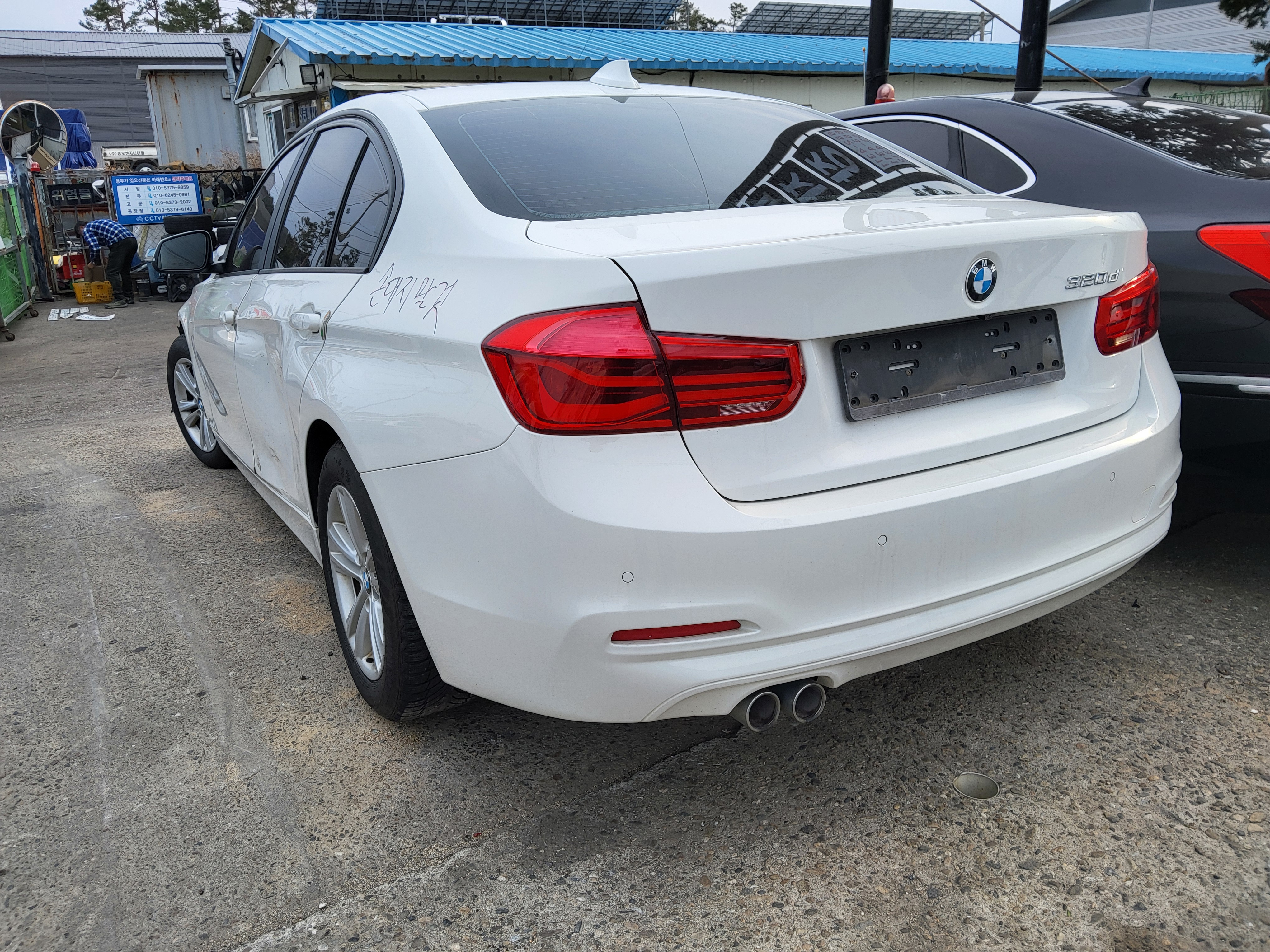 2016 BMW 3 Series (F30)