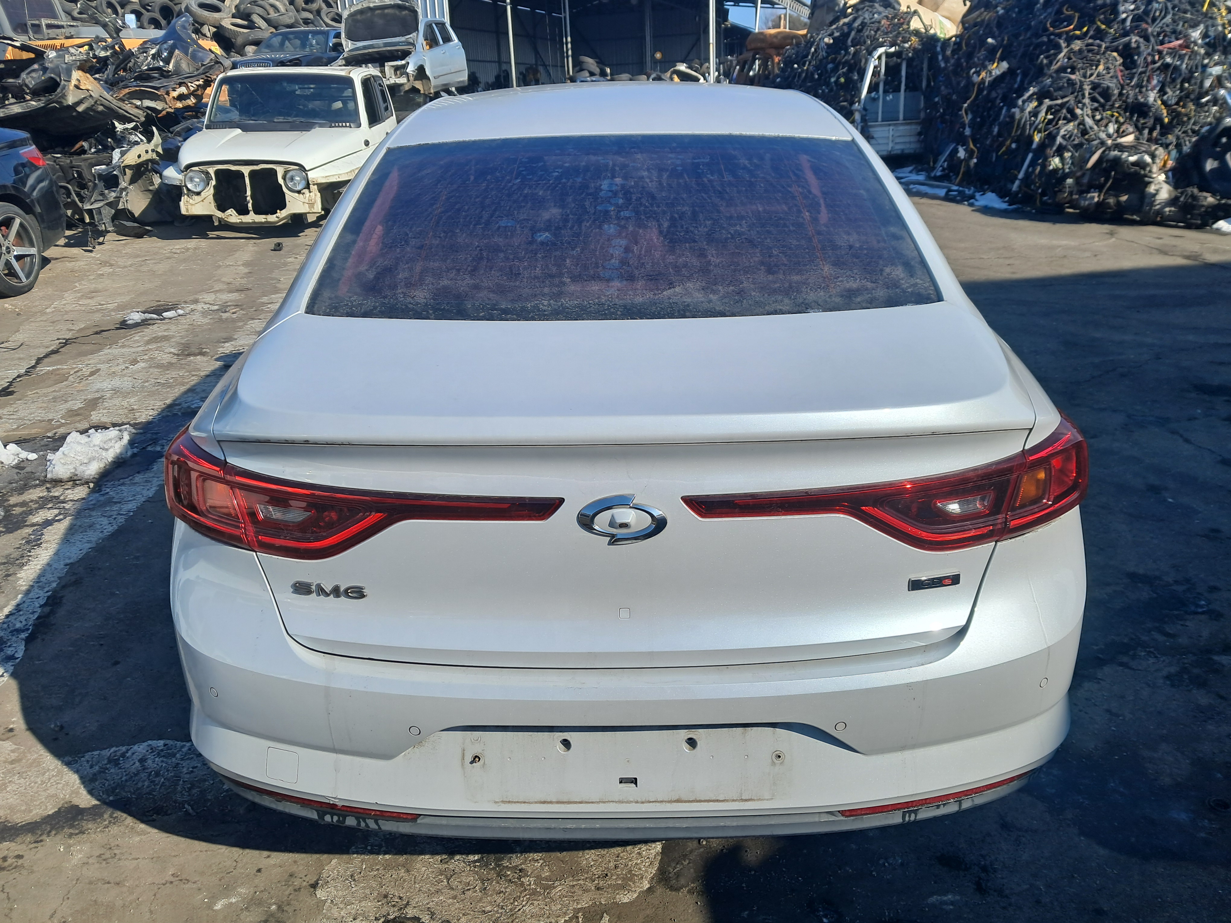 2016 Renault SM6