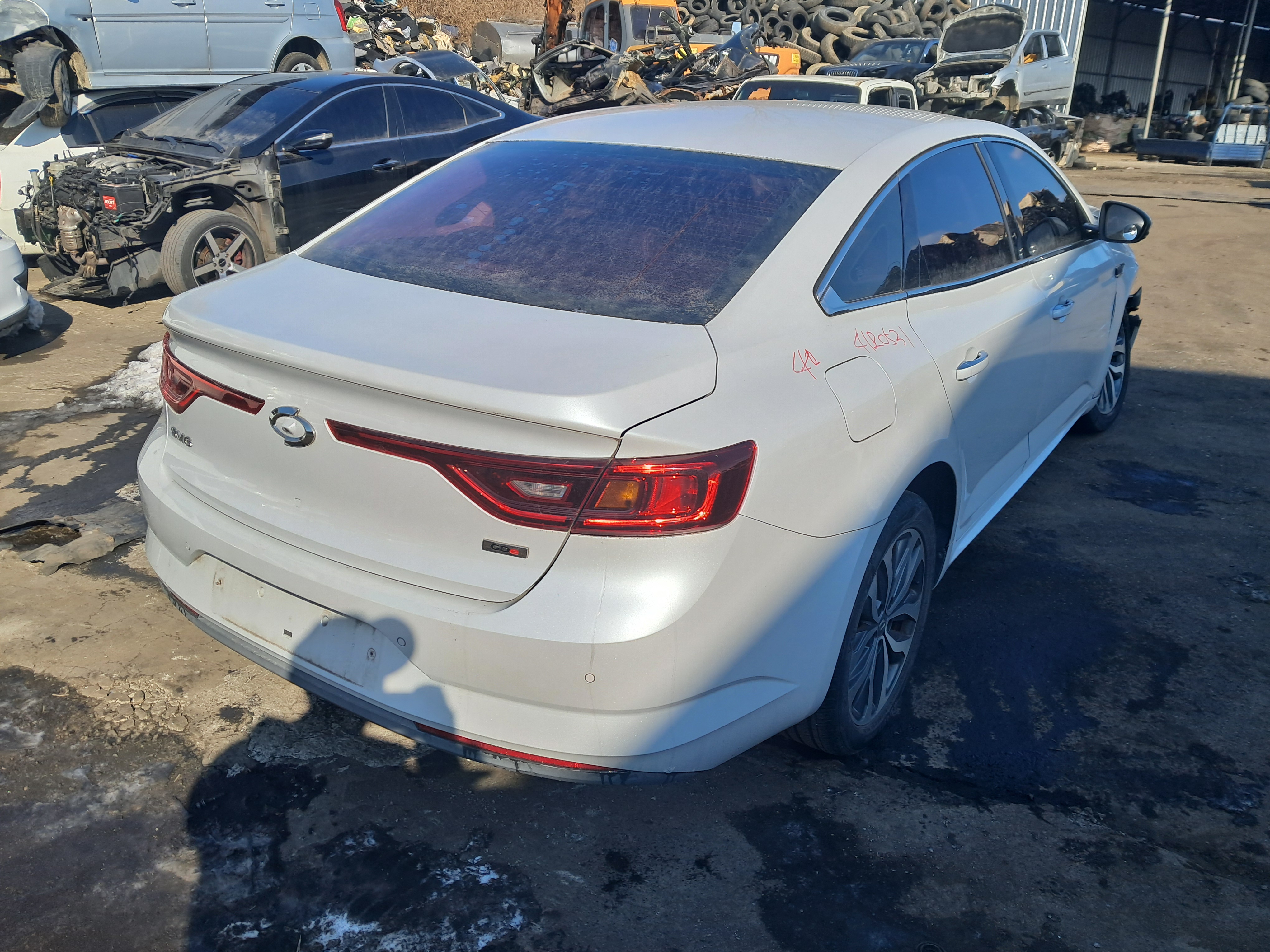 2016 Renault SM6