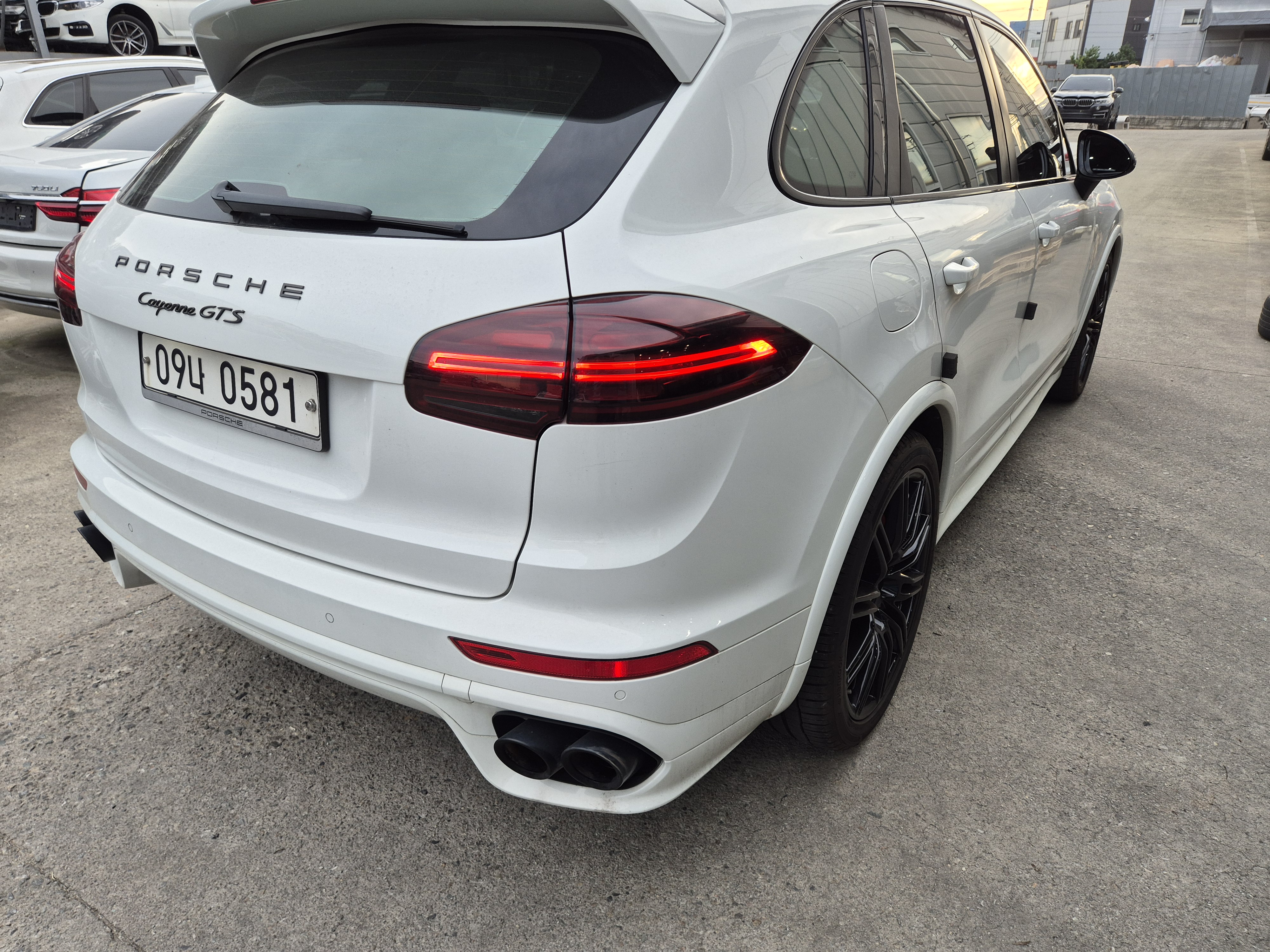 2016 Porsche New Cayenne