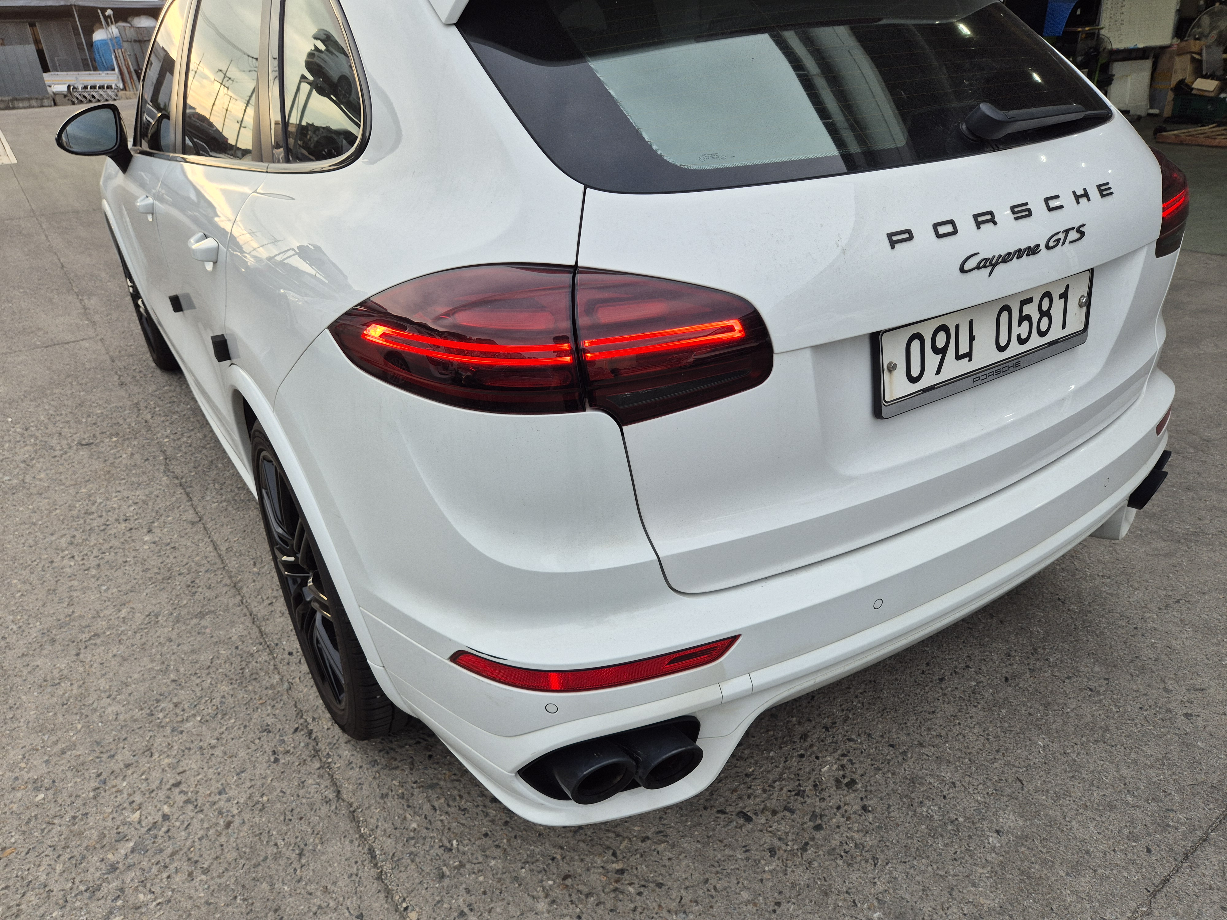 2016 Porsche New Cayenne