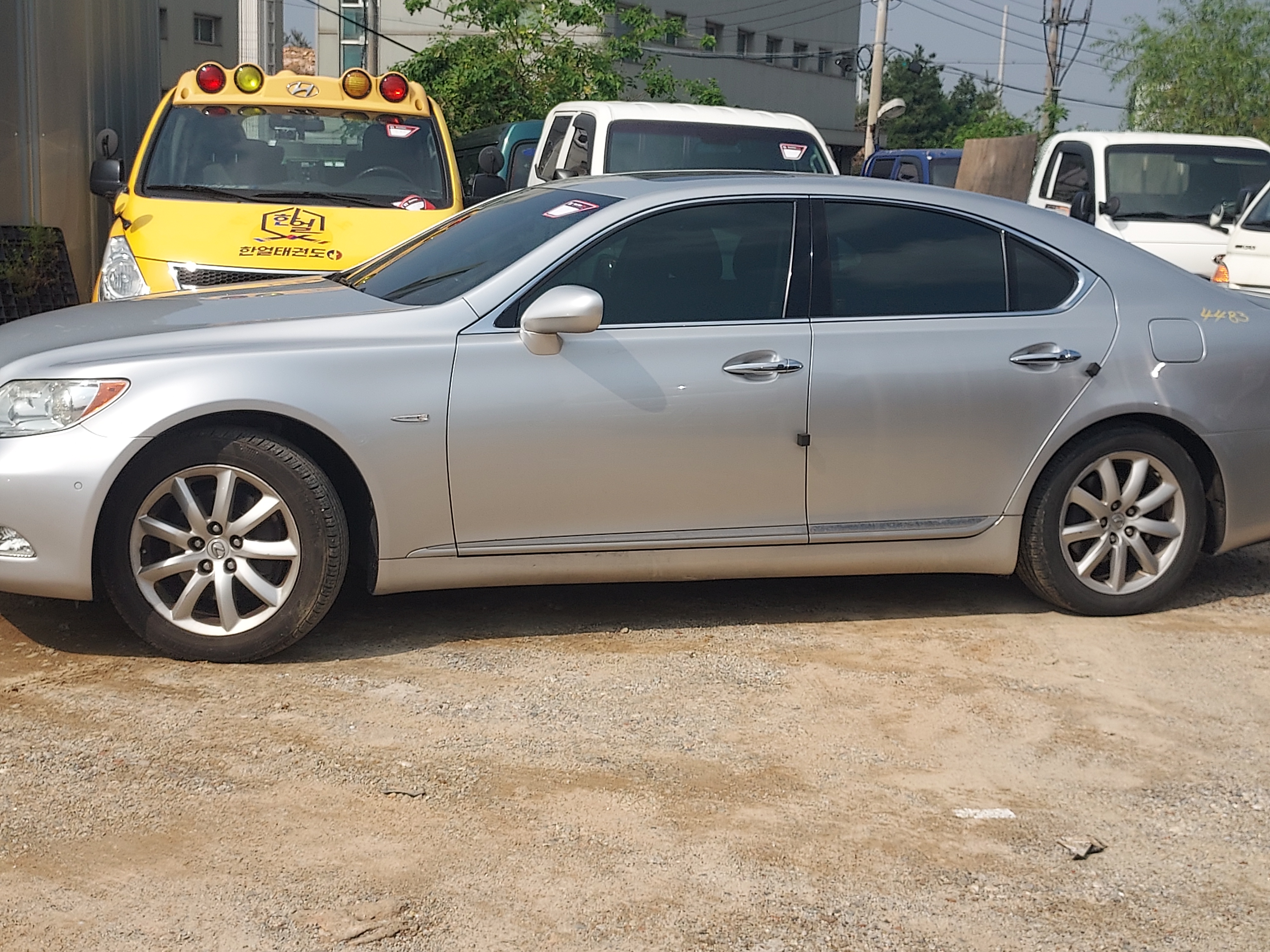 2007 Lexus LS460