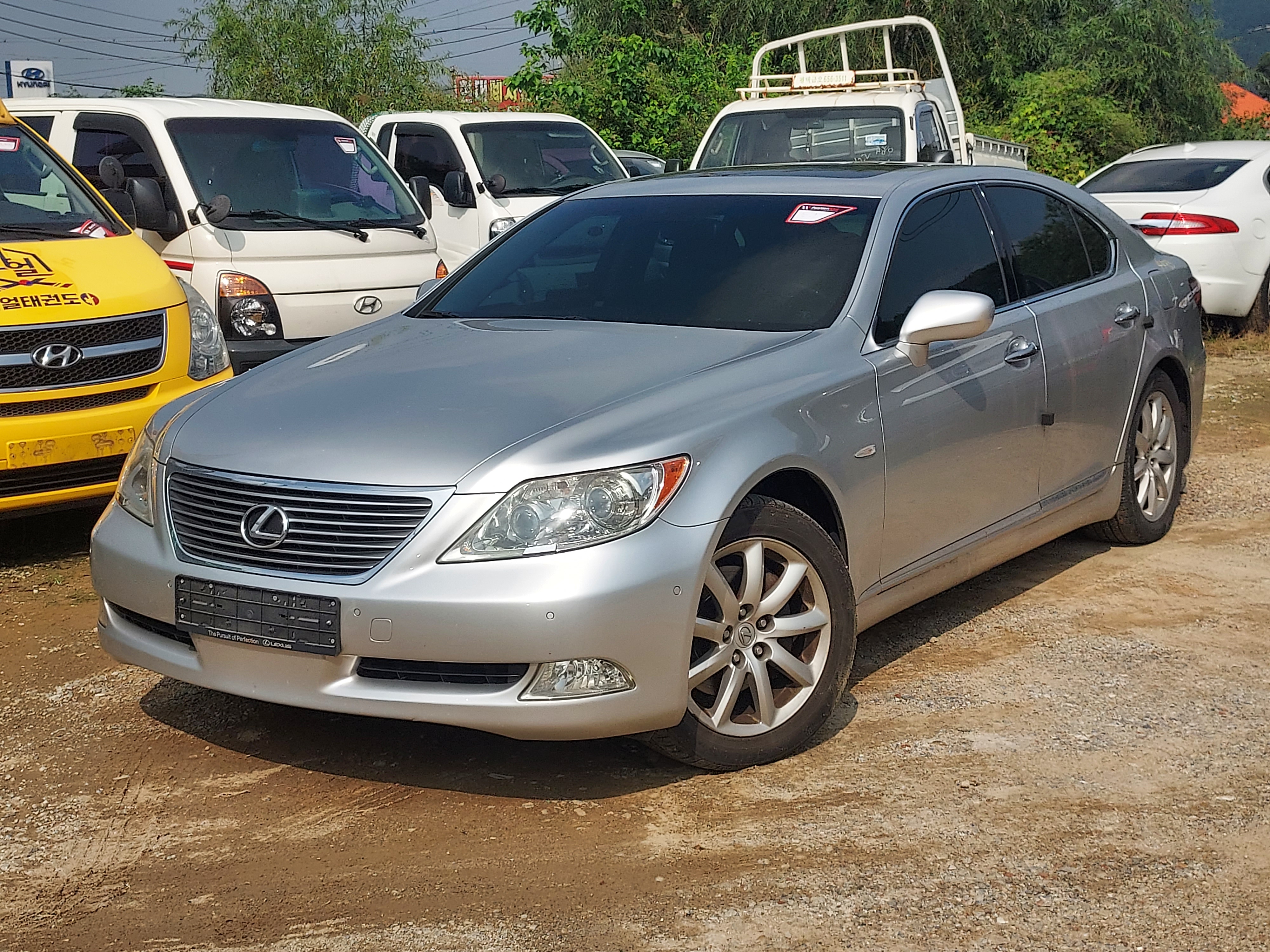 2007 Lexus LS460