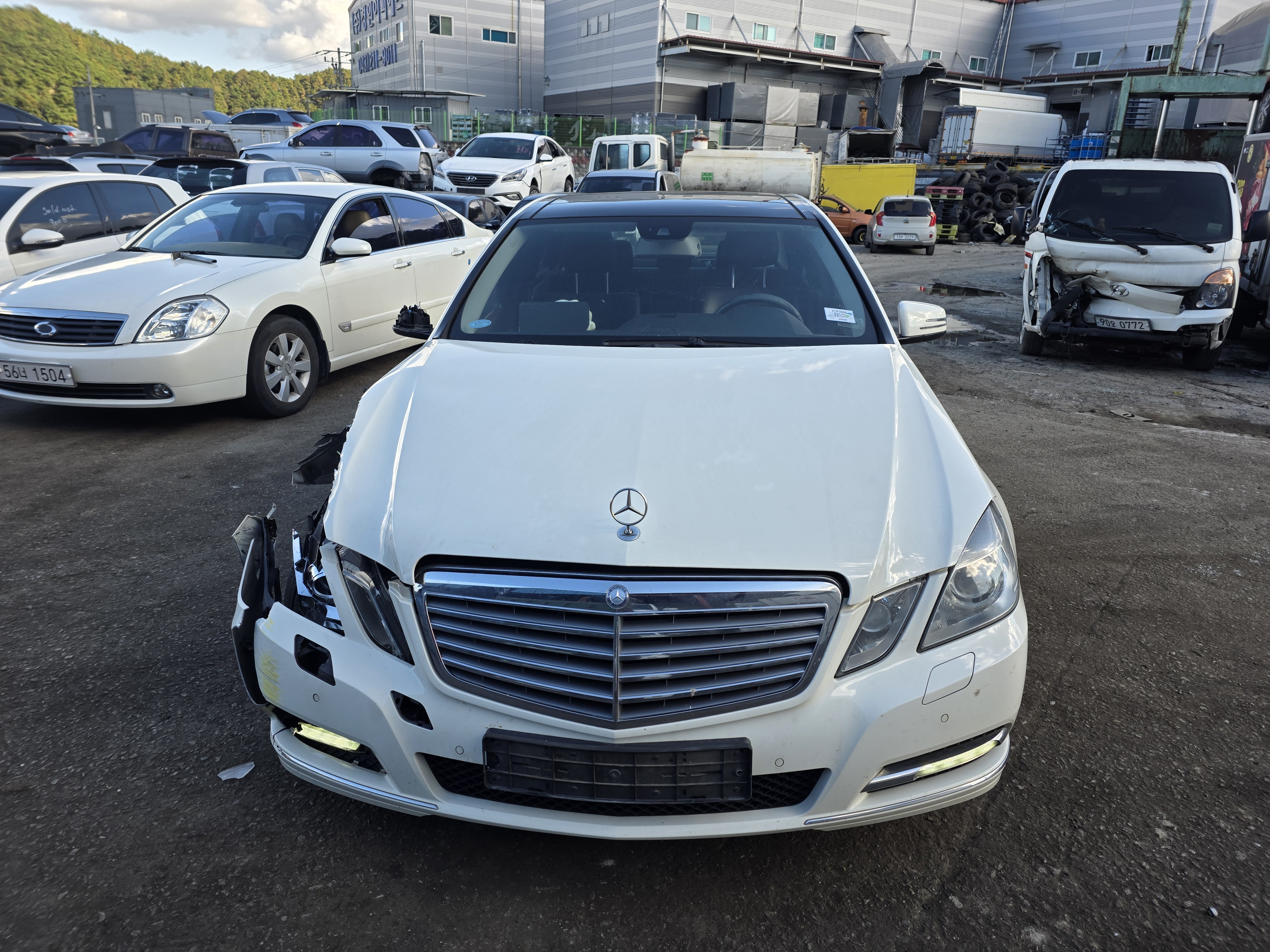 2011 Mercedes Benz E300