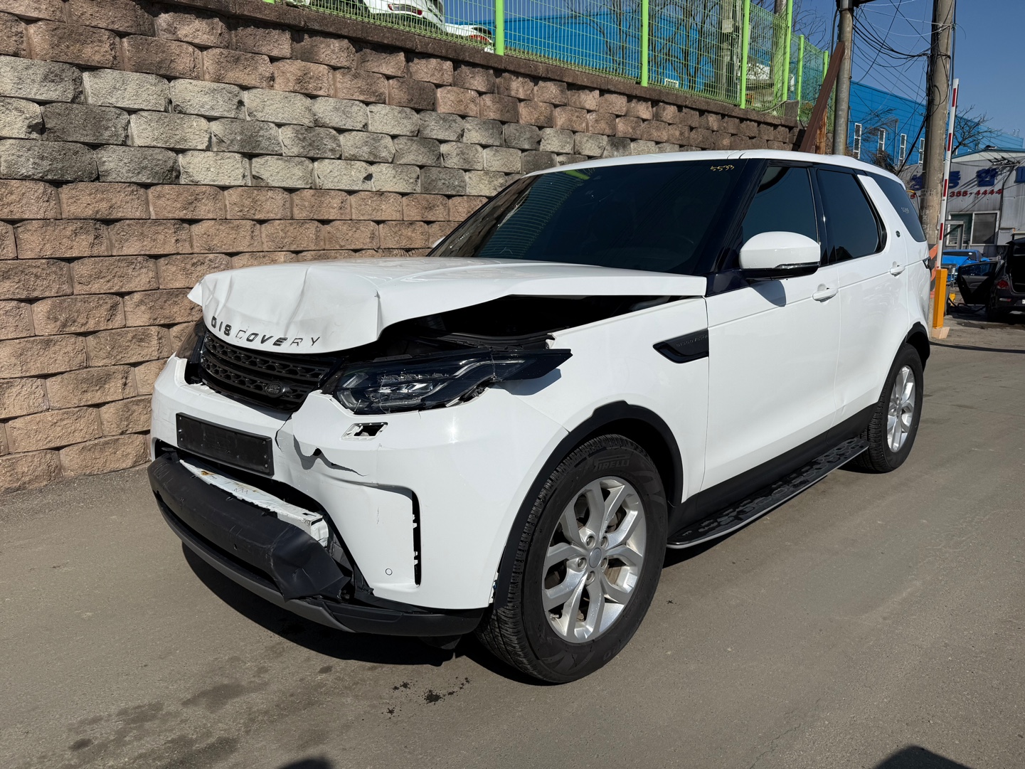 2018 Land Rover Discovery 5