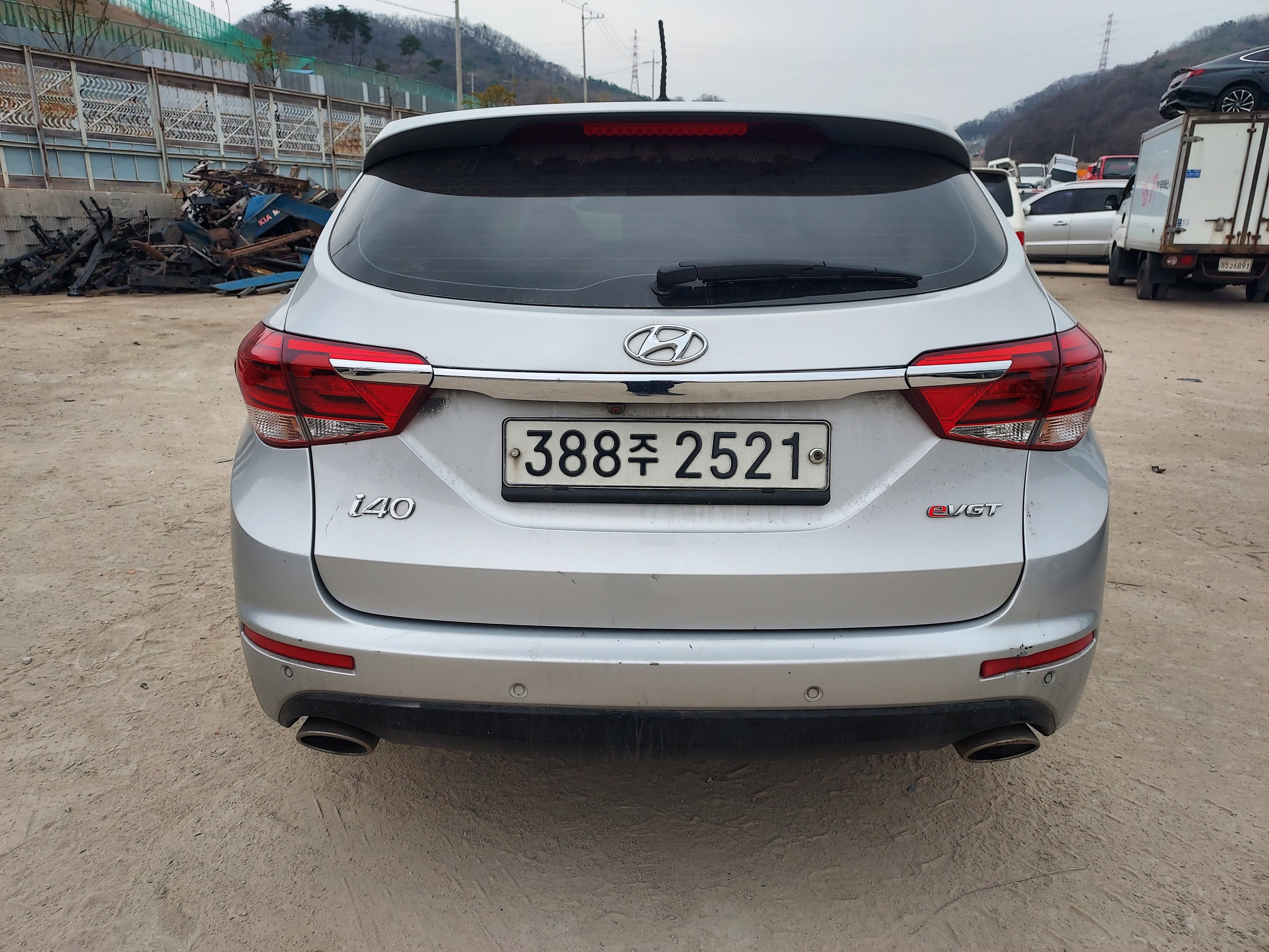 2017 Hyundai The New i40