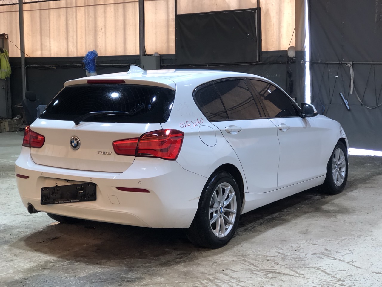 2017 BMW 1 Series (F20)