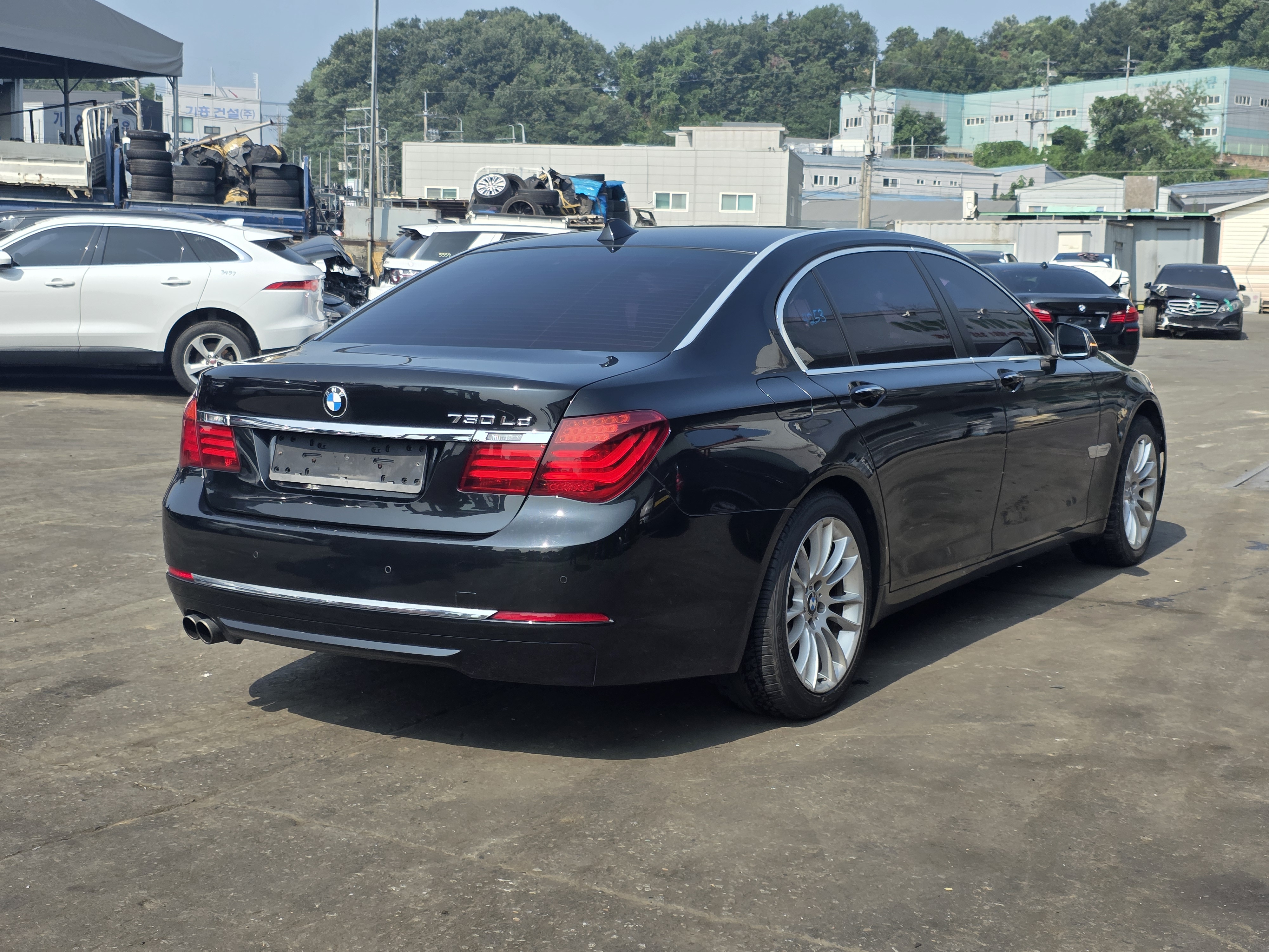 2013 BMW 7 Series (F01)