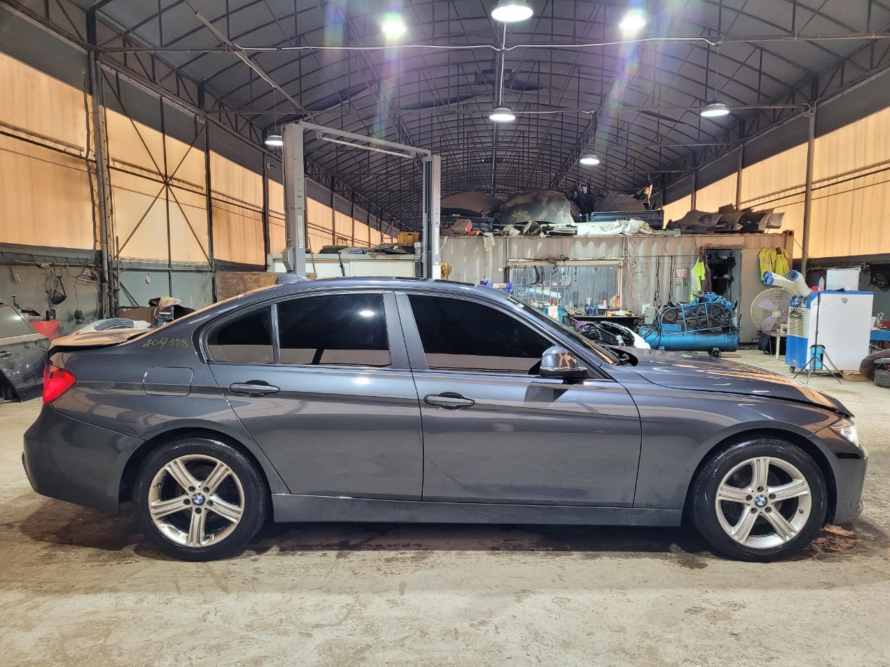 2015 BMW 3 Series (F30)