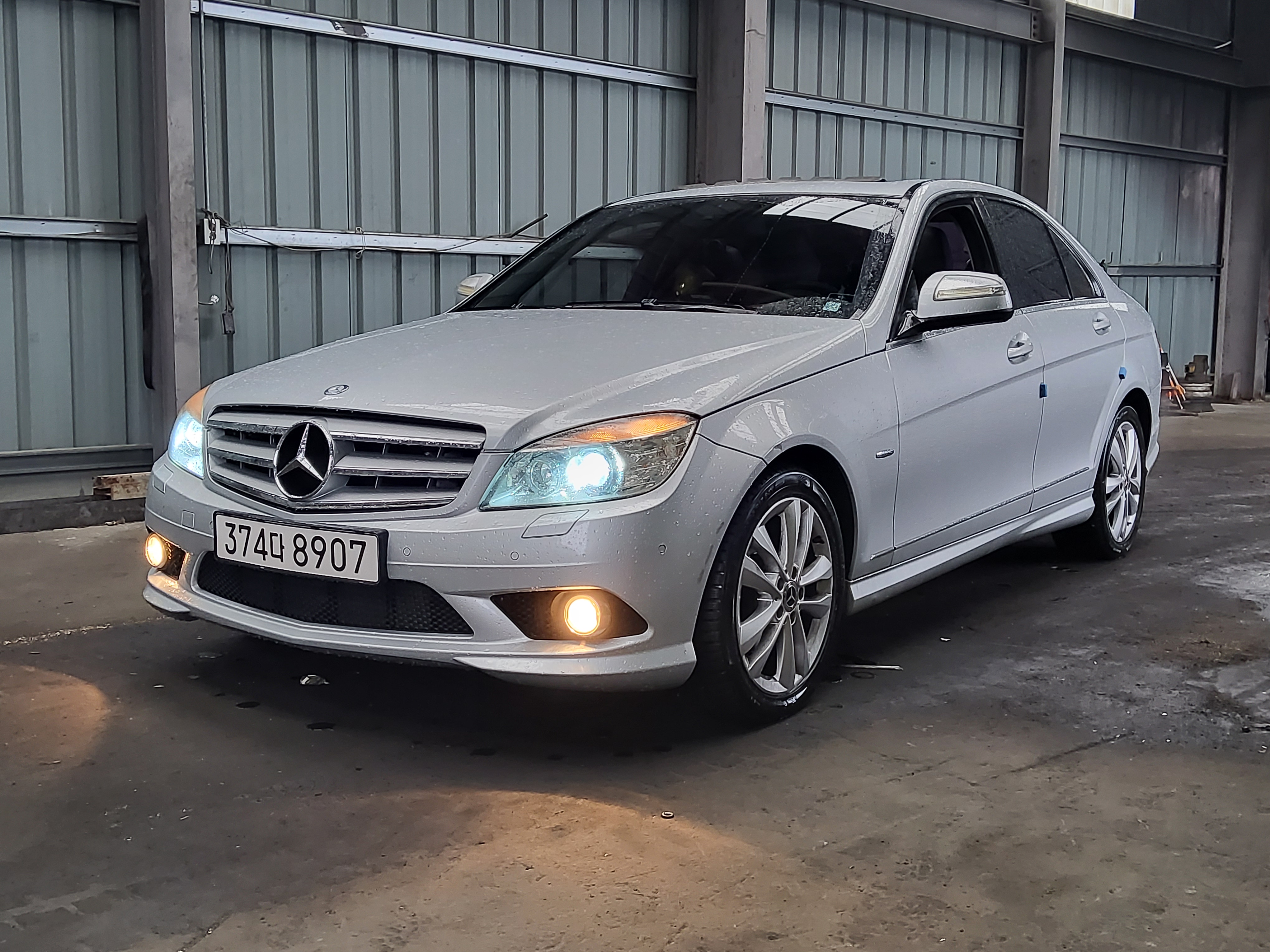 2009 Mercedes Benz C Class W204