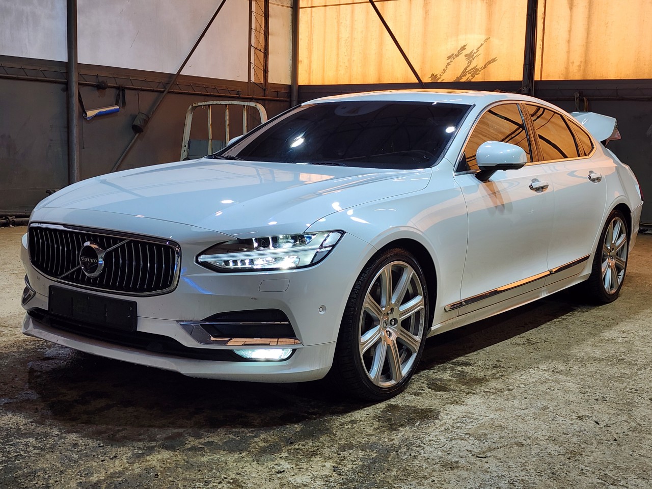 2019 Volvo S90