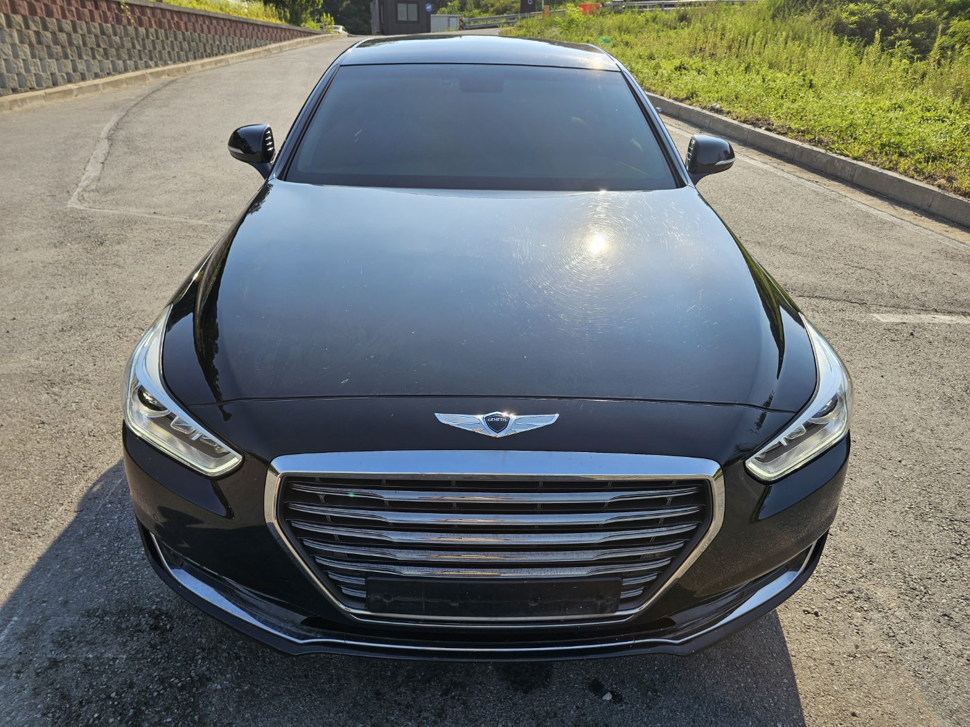 2018 Genesis EQ900