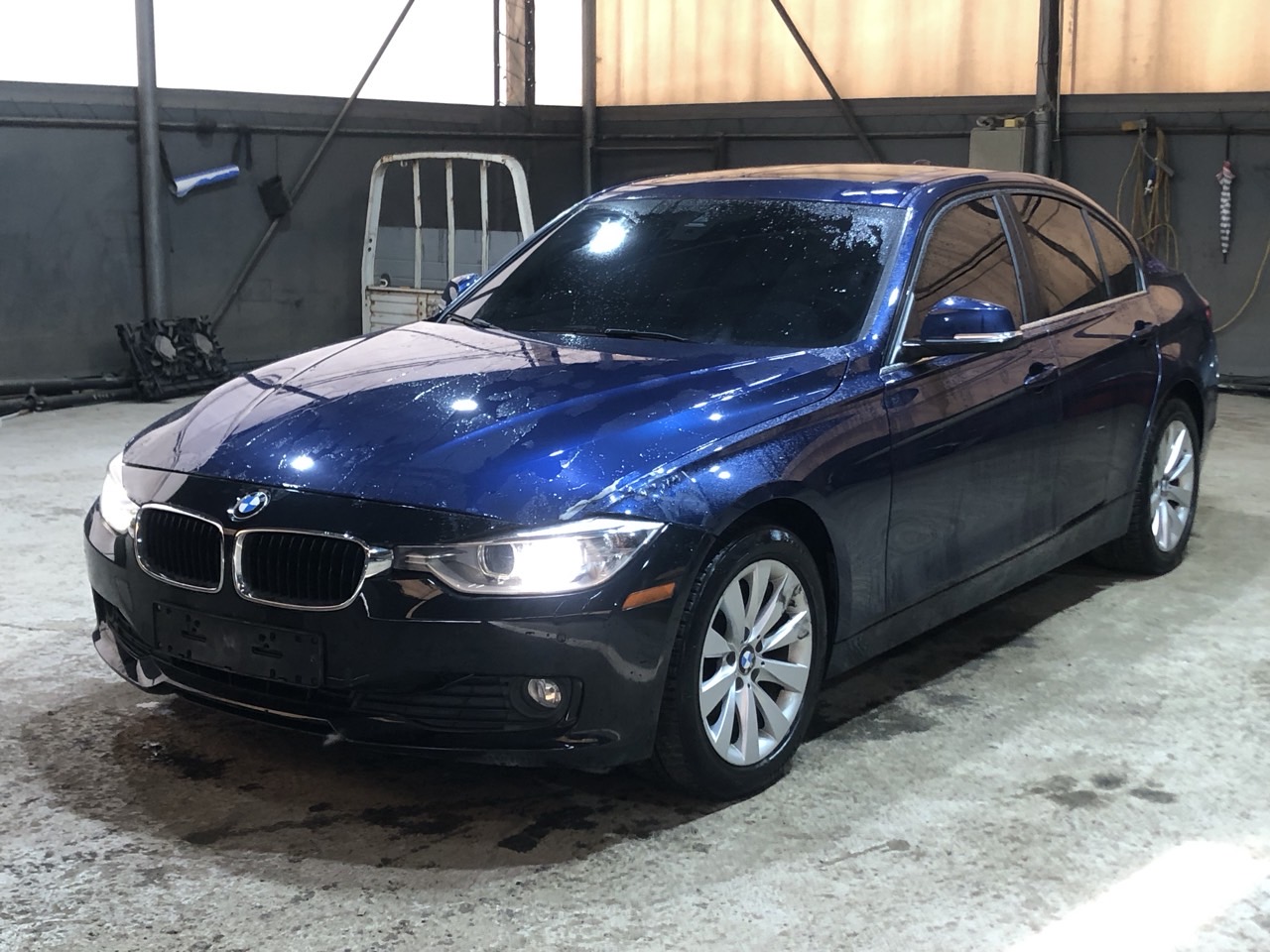 2016 BMW 3 Series (F30)