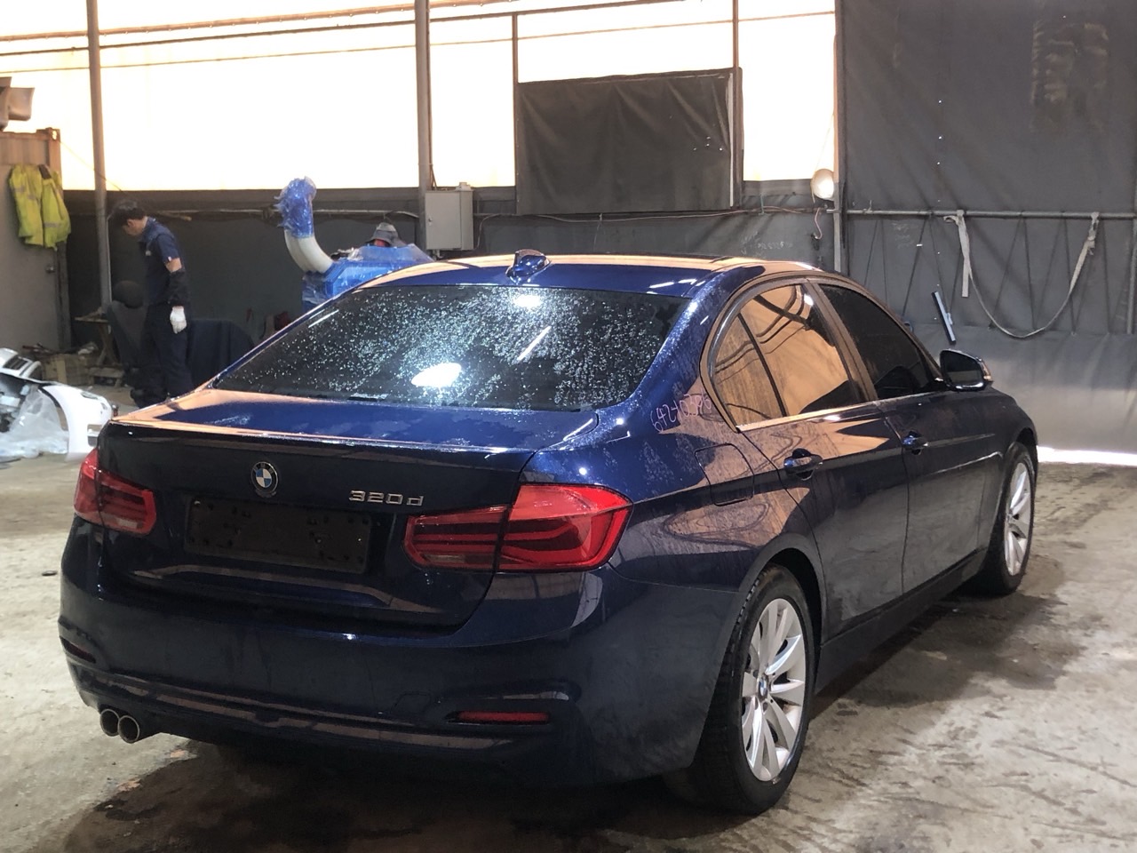2016 BMW 3 Series (F30)