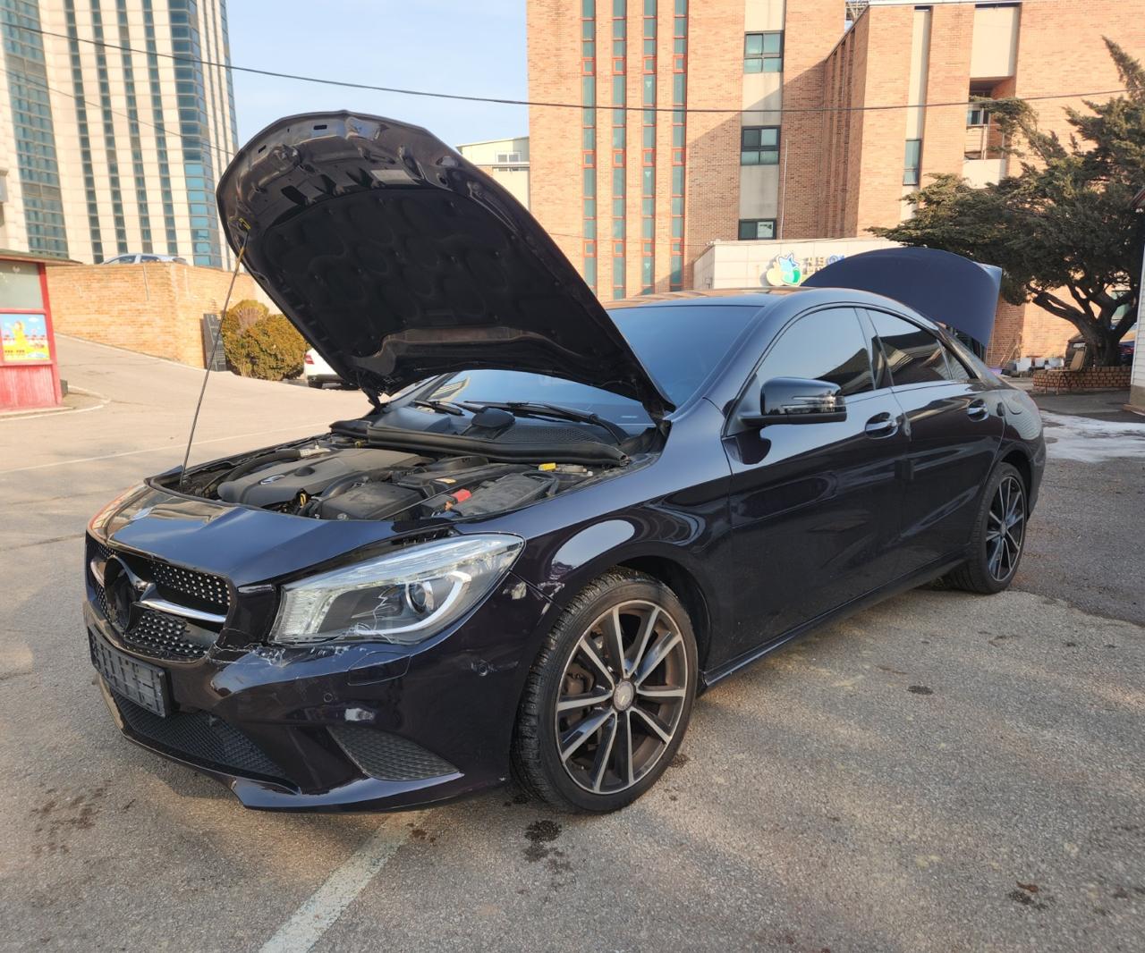 2015 Mercedes Benz CLA200