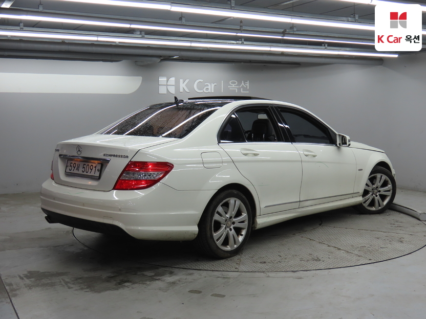 2010 Mercedes Benz C Class W204