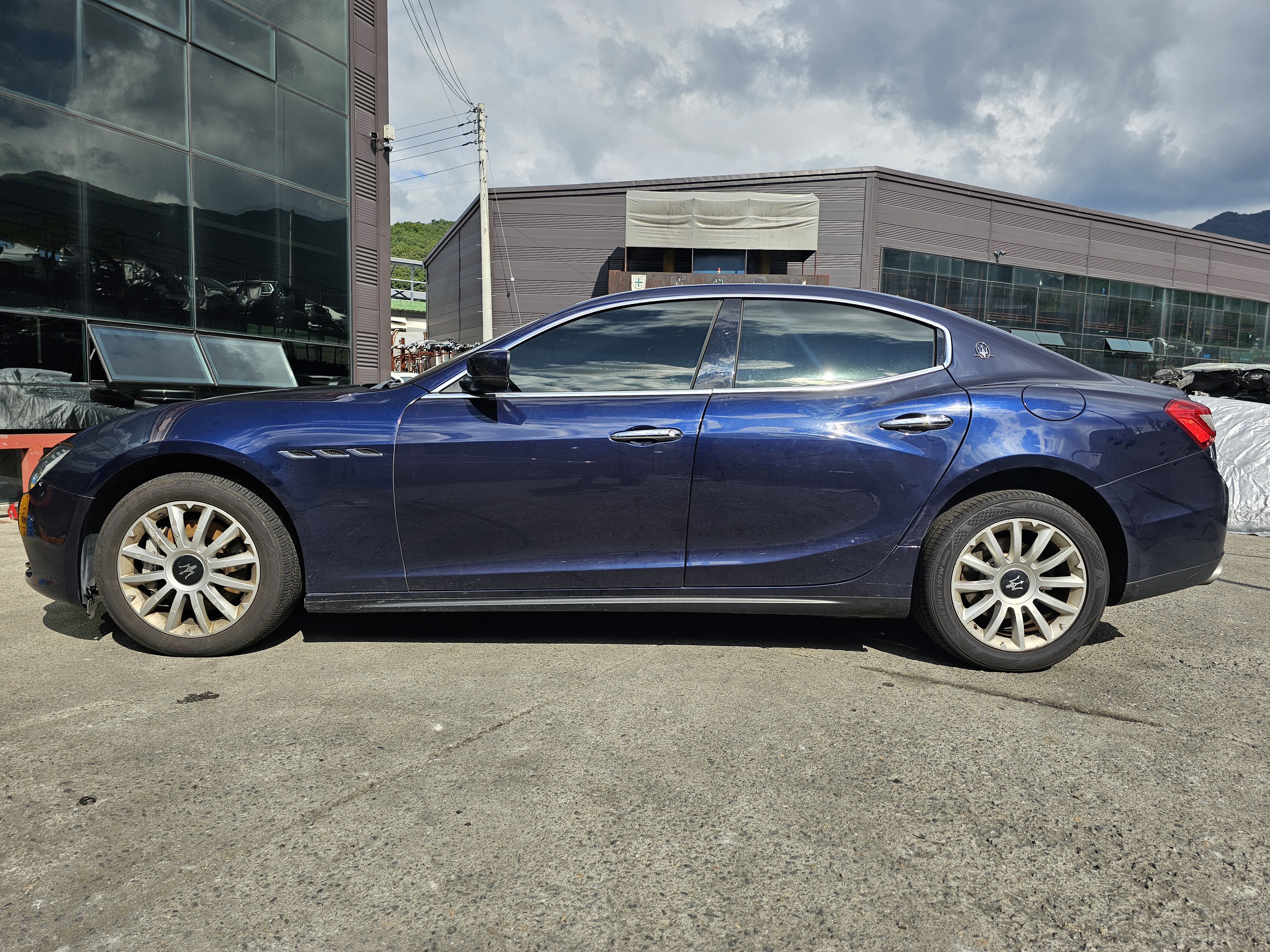 2015 Maserati Ghibli