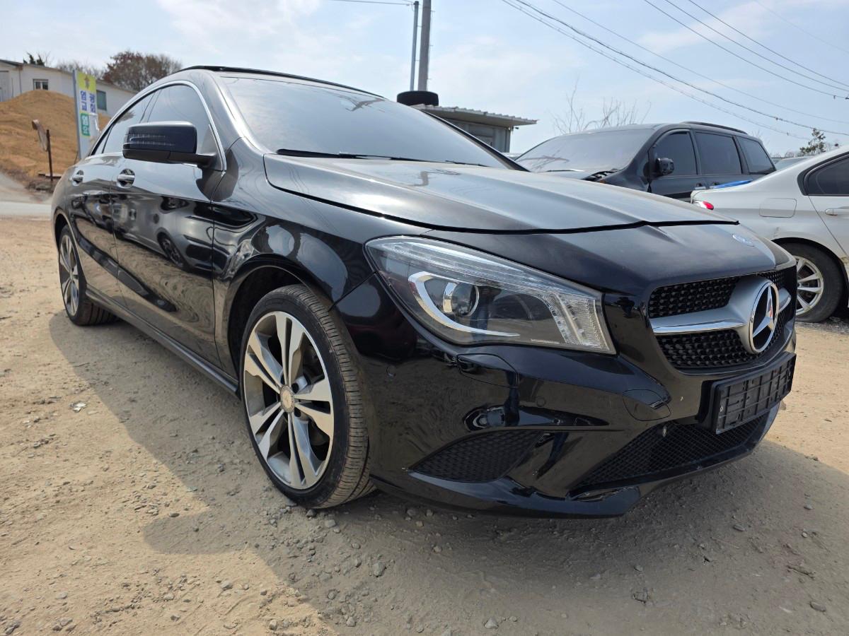 2016 Mercedes Benz Others