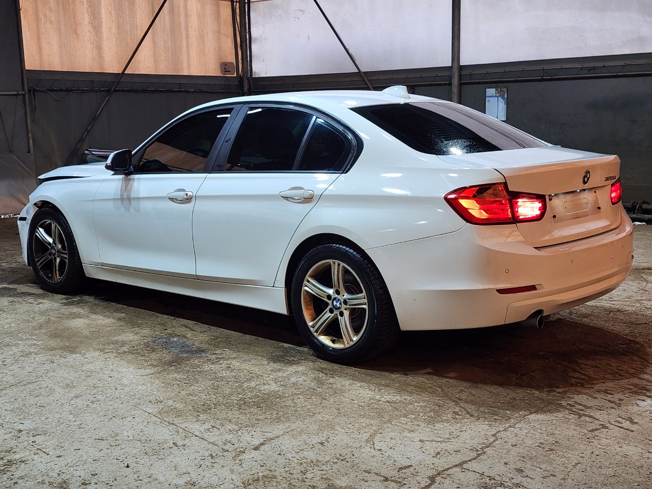 2012 BMW 3 Series (F30)