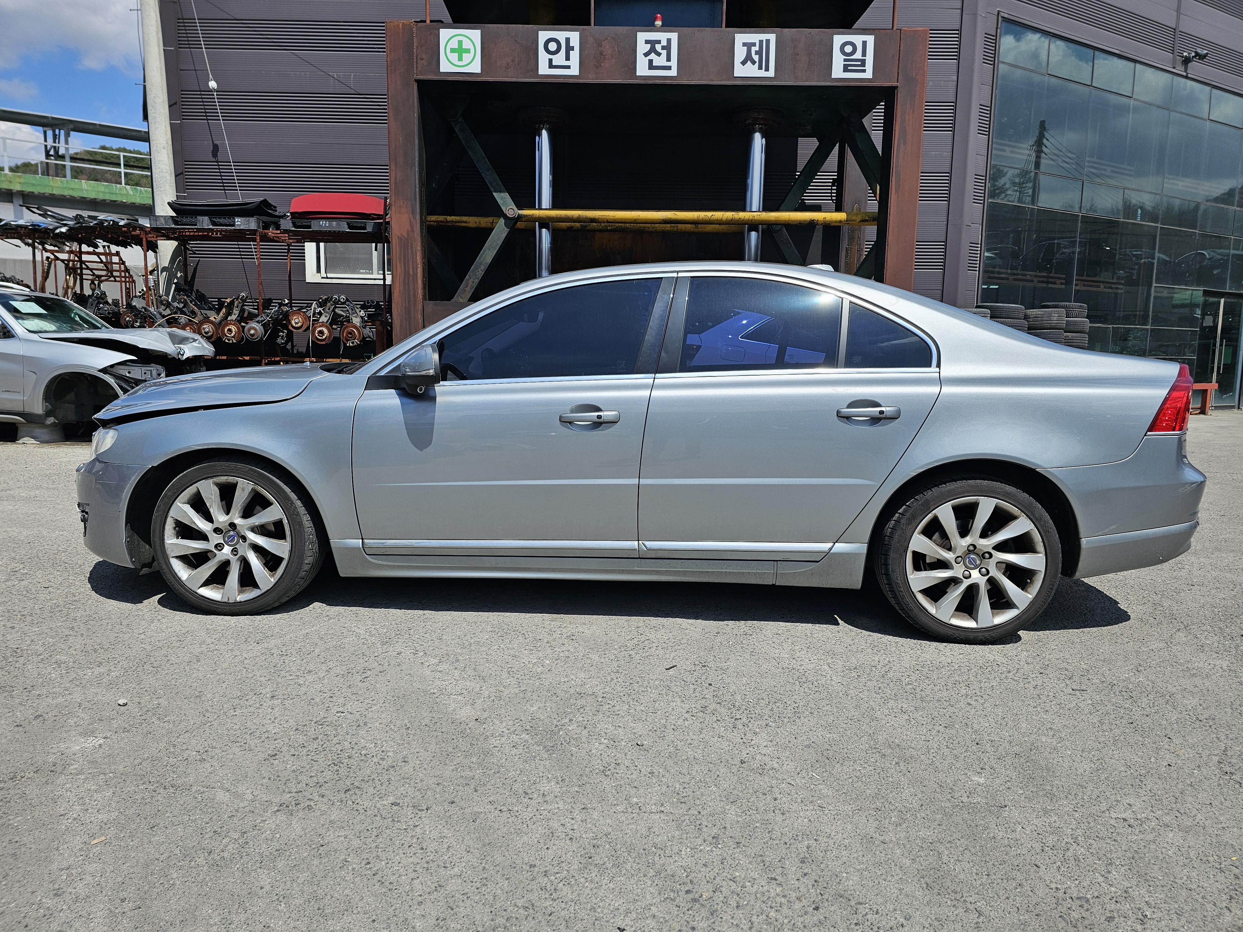 2016 Volvo S80
