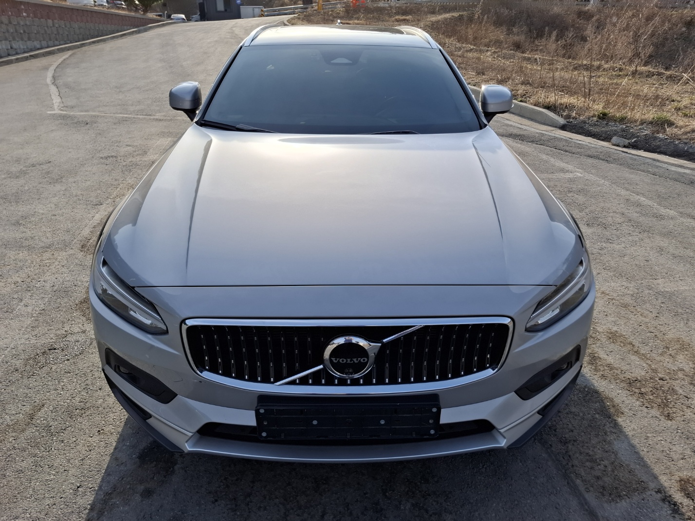 2023 Volvo V90 Cross Country