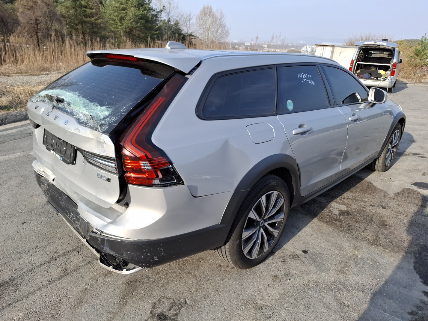 2023 Volvo V90 Cross Country