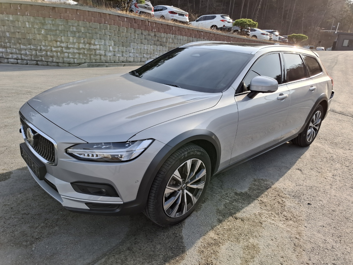 2023 Volvo V90 Cross Country