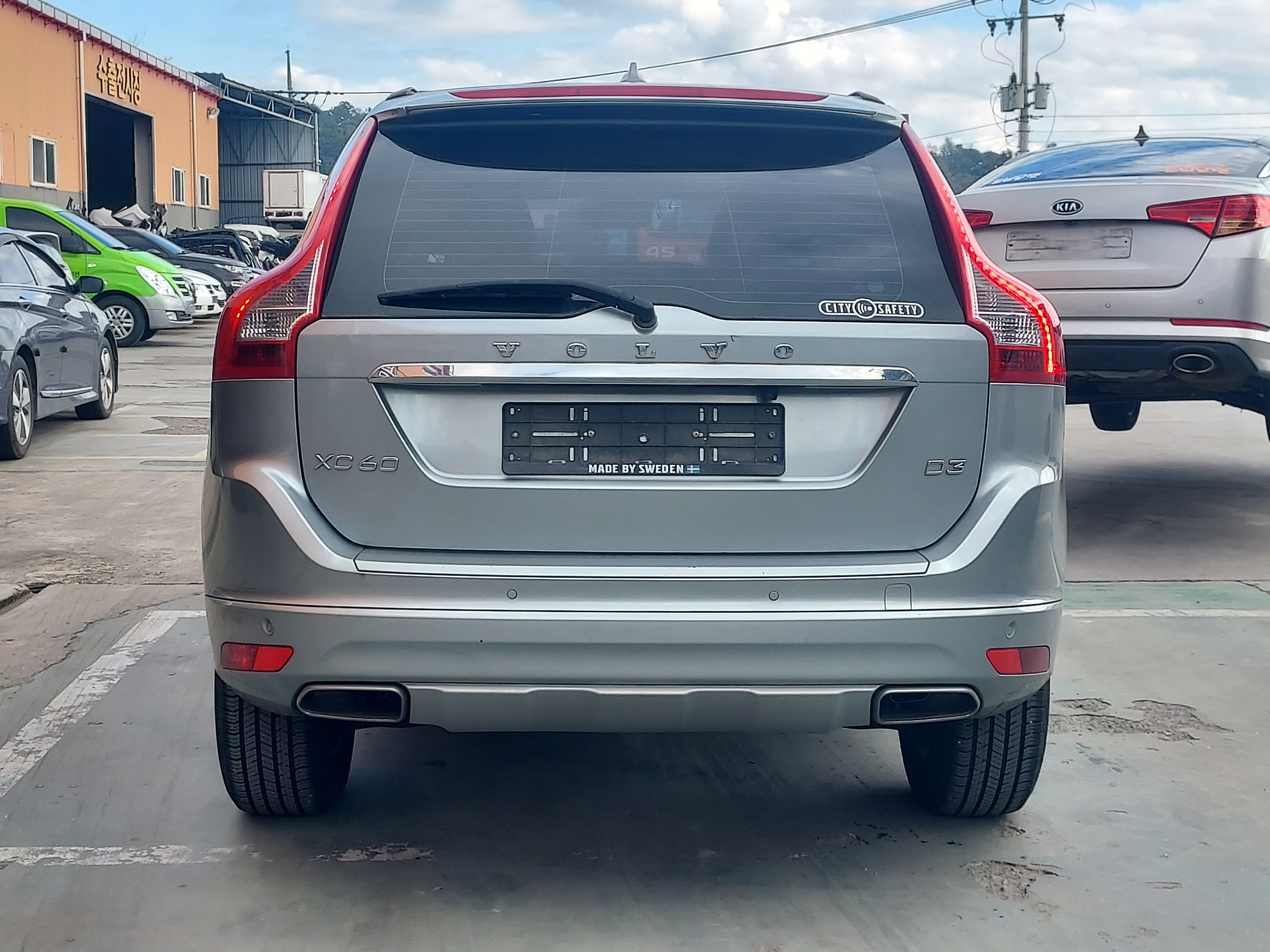 2016 Volvo XC60