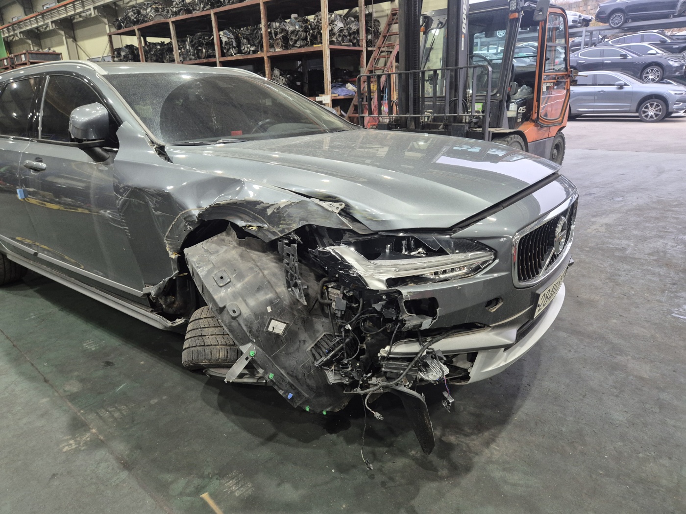 2017 Volvo V90 Cross Country