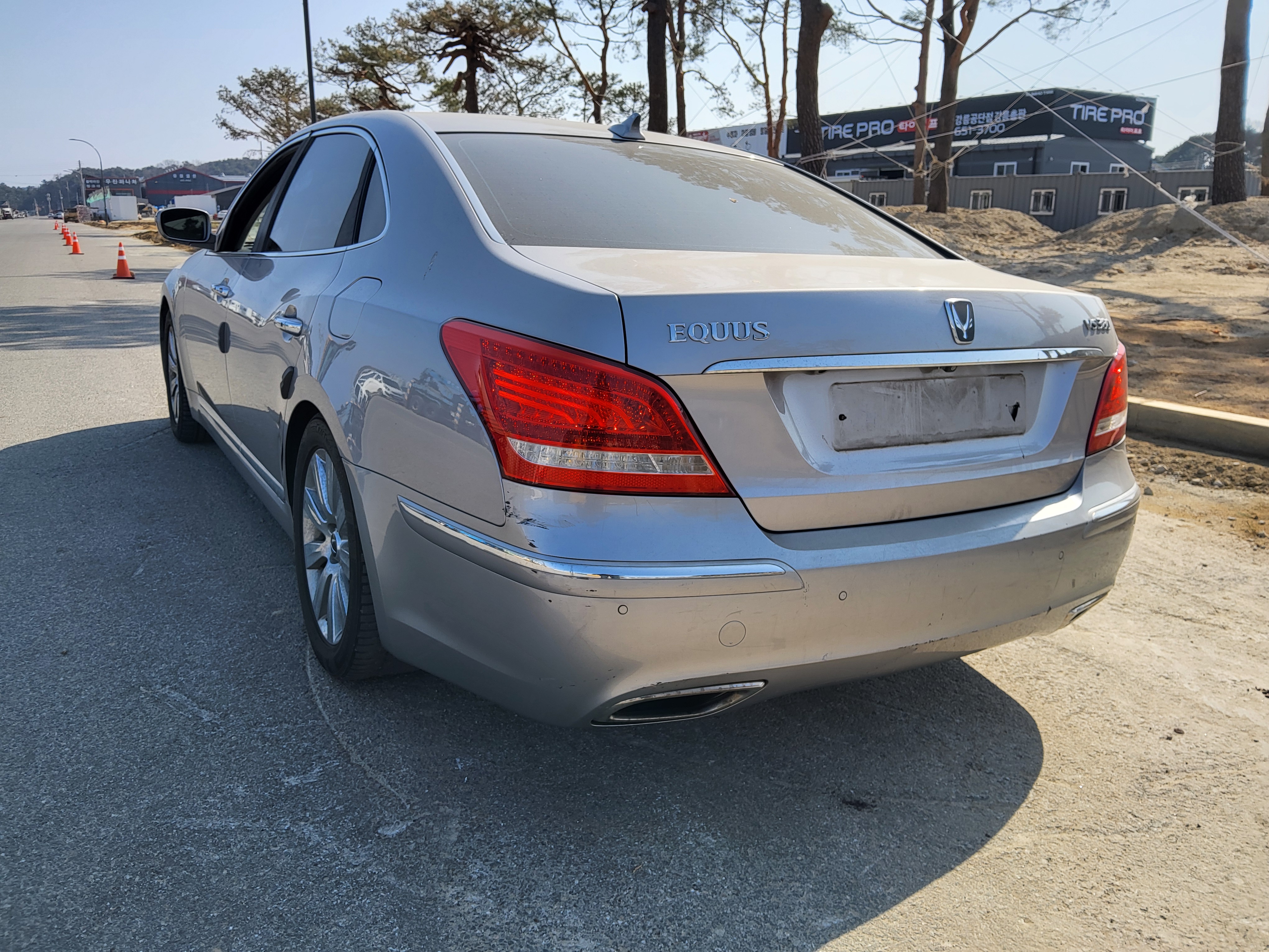2010 Hyundai Equus(New)