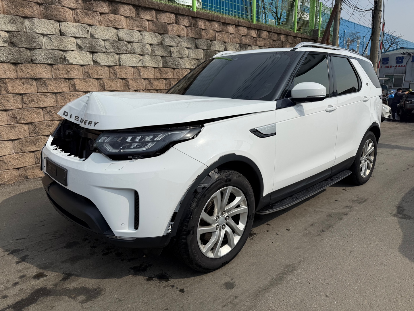 2017 Land Rover Discovery 5