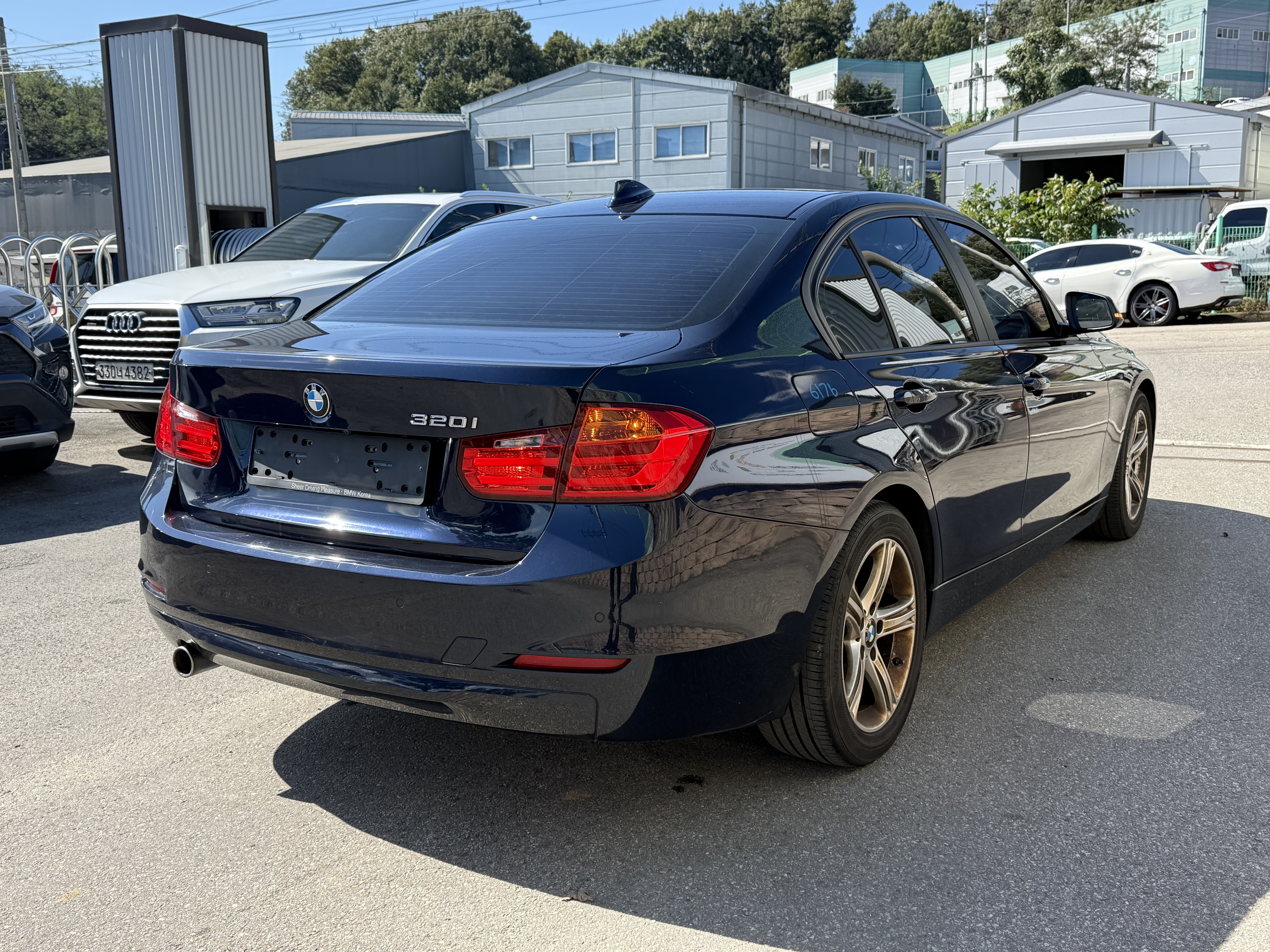 2014 BMW 3 Series (F30)