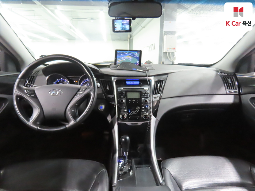 2010 Hyundai YF Sonata