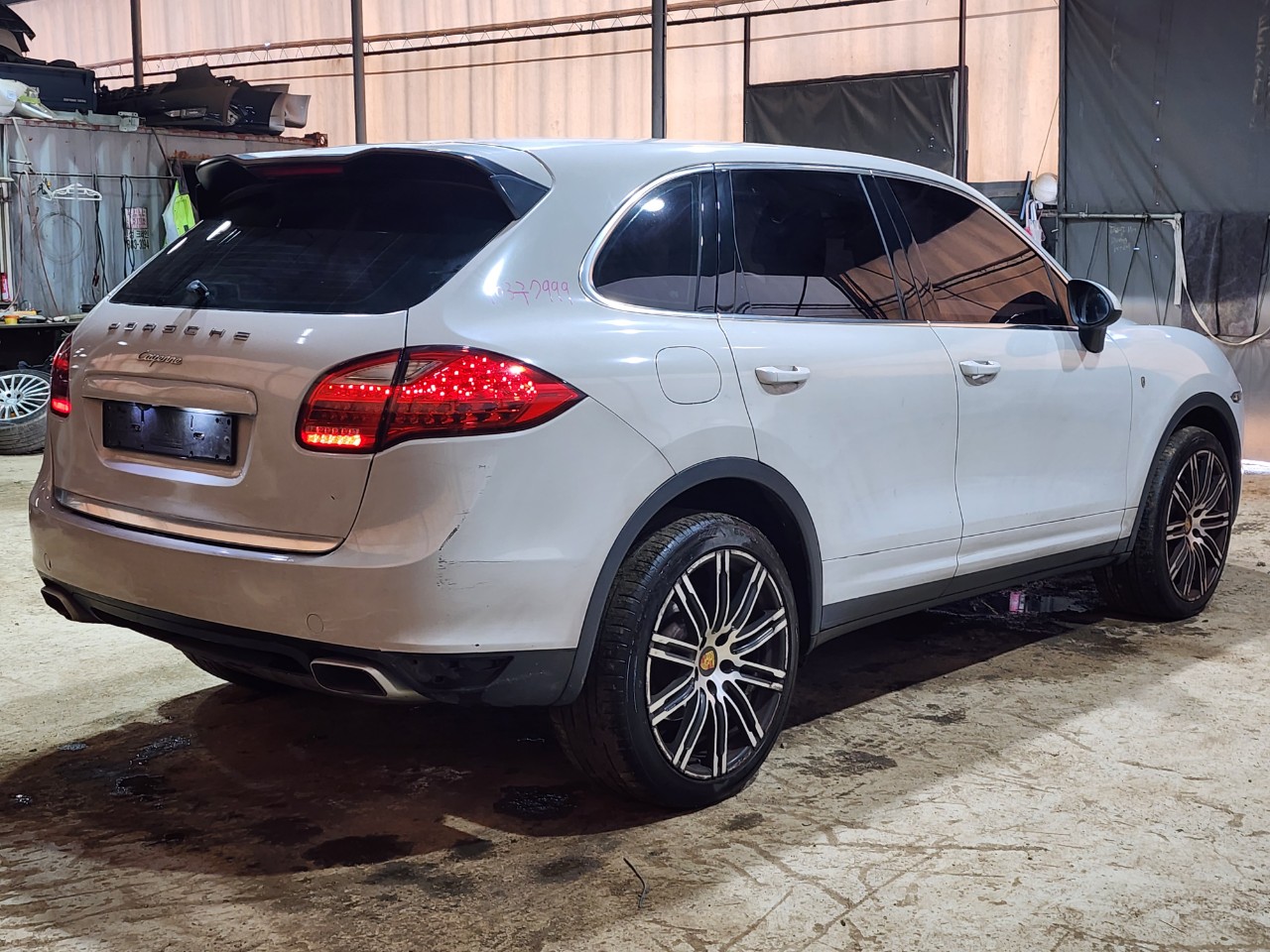 2011 Porsche New Cayenne